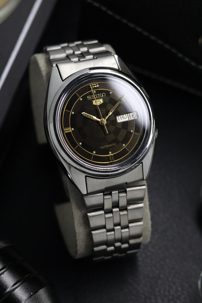 (Super Rare) 1995 Seiko 5 Black Chequered Dartboard Dial - Automatic Vintage Watch (Pre Owned) - SE516