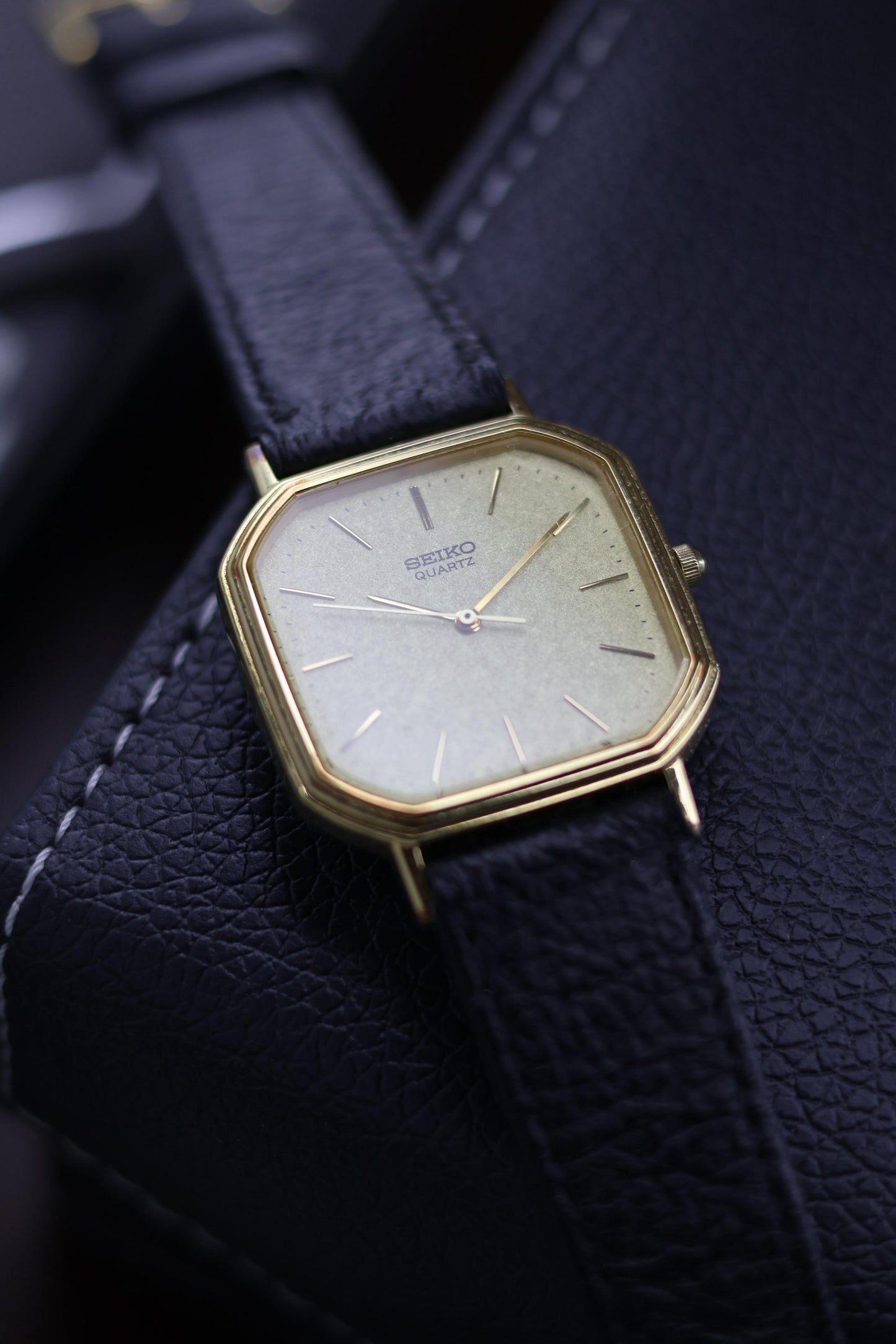 (JDM - Extremely Rare) 1983 Seiko Quartz TV Frosted Snowflake Dial - Vintage Watch (Pre Owned) - A255