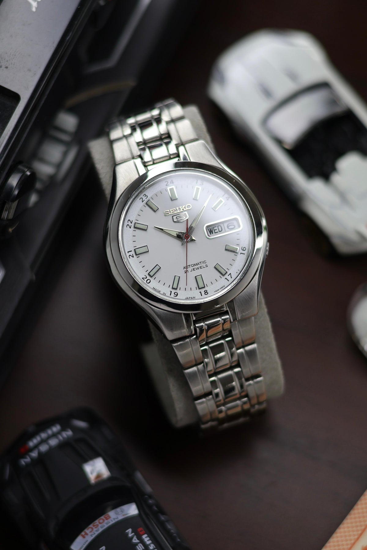 (Super Rare) Seiko 5 Railway Time White Dial with Glass Back - Automatic Vintage Watch (Pre Owned) - SE512