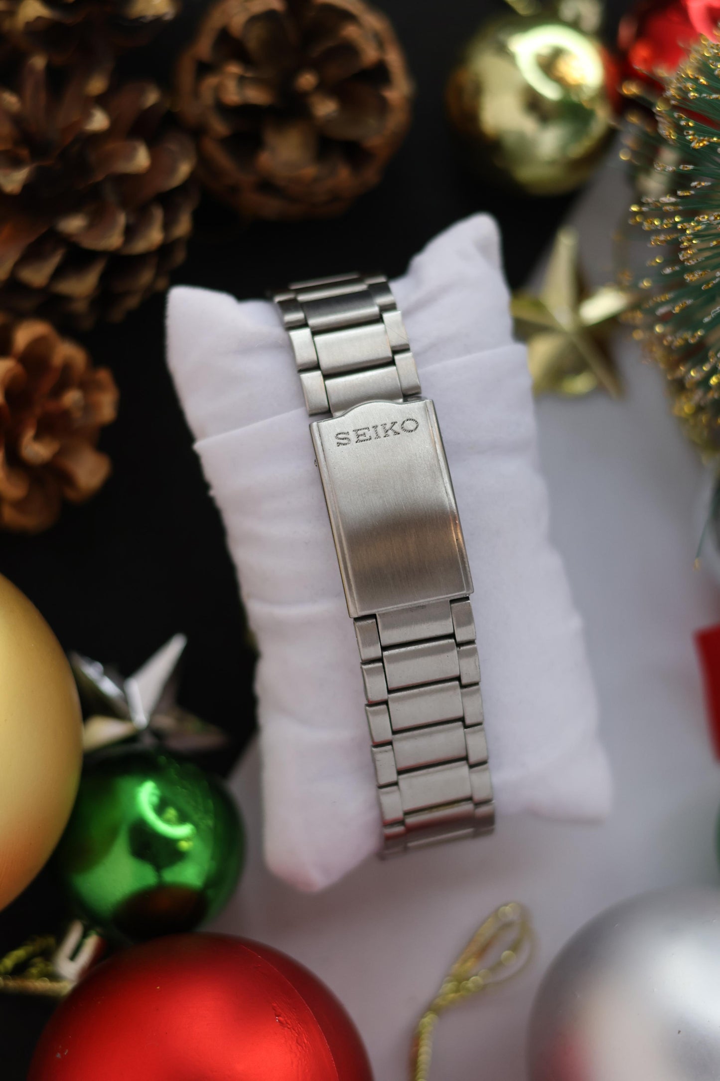 1982 Seiko 5 Black Dial - Automatic Watch (Pre Owned)