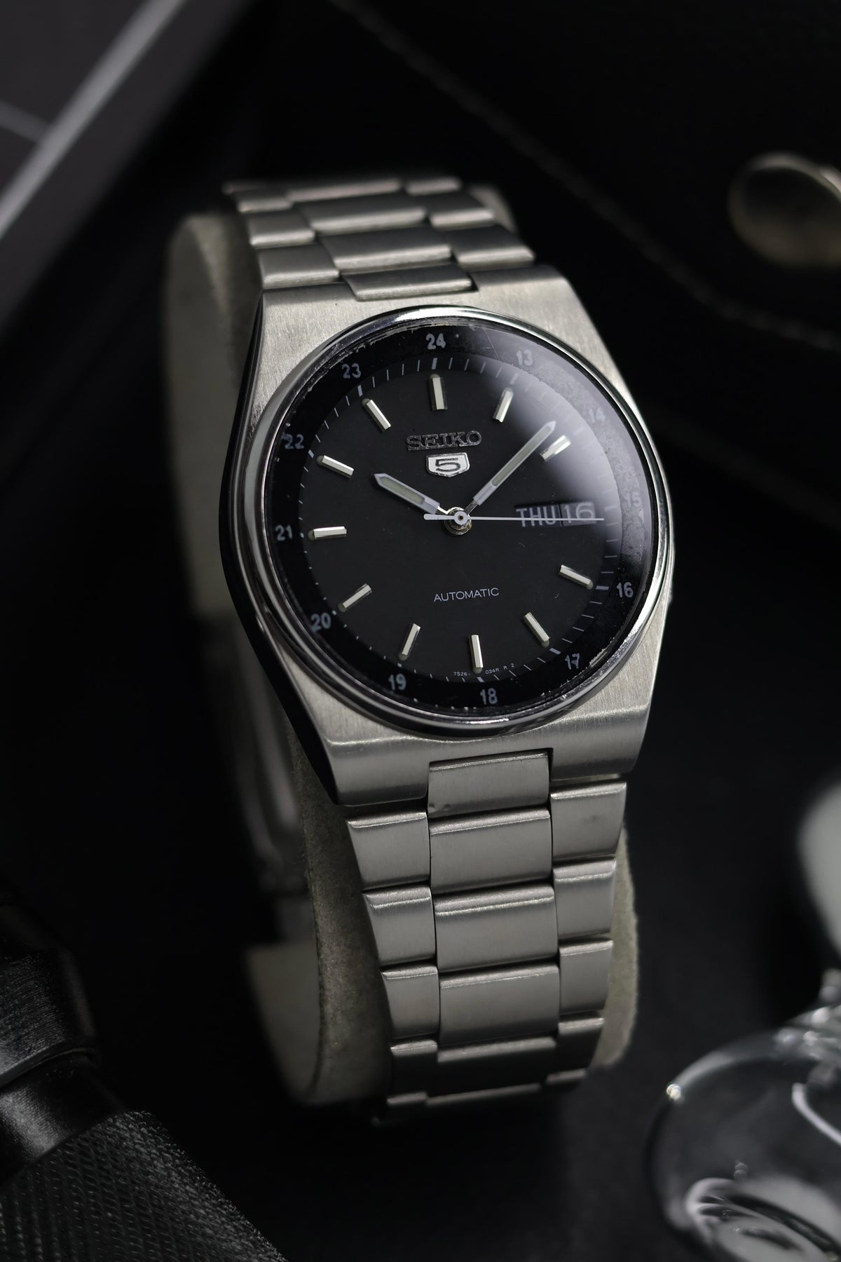 (Super Rare) 2000 Seiko 5 Railway Time Black Dial - Automatic Vintage Watch (Pre Owned) - SE705