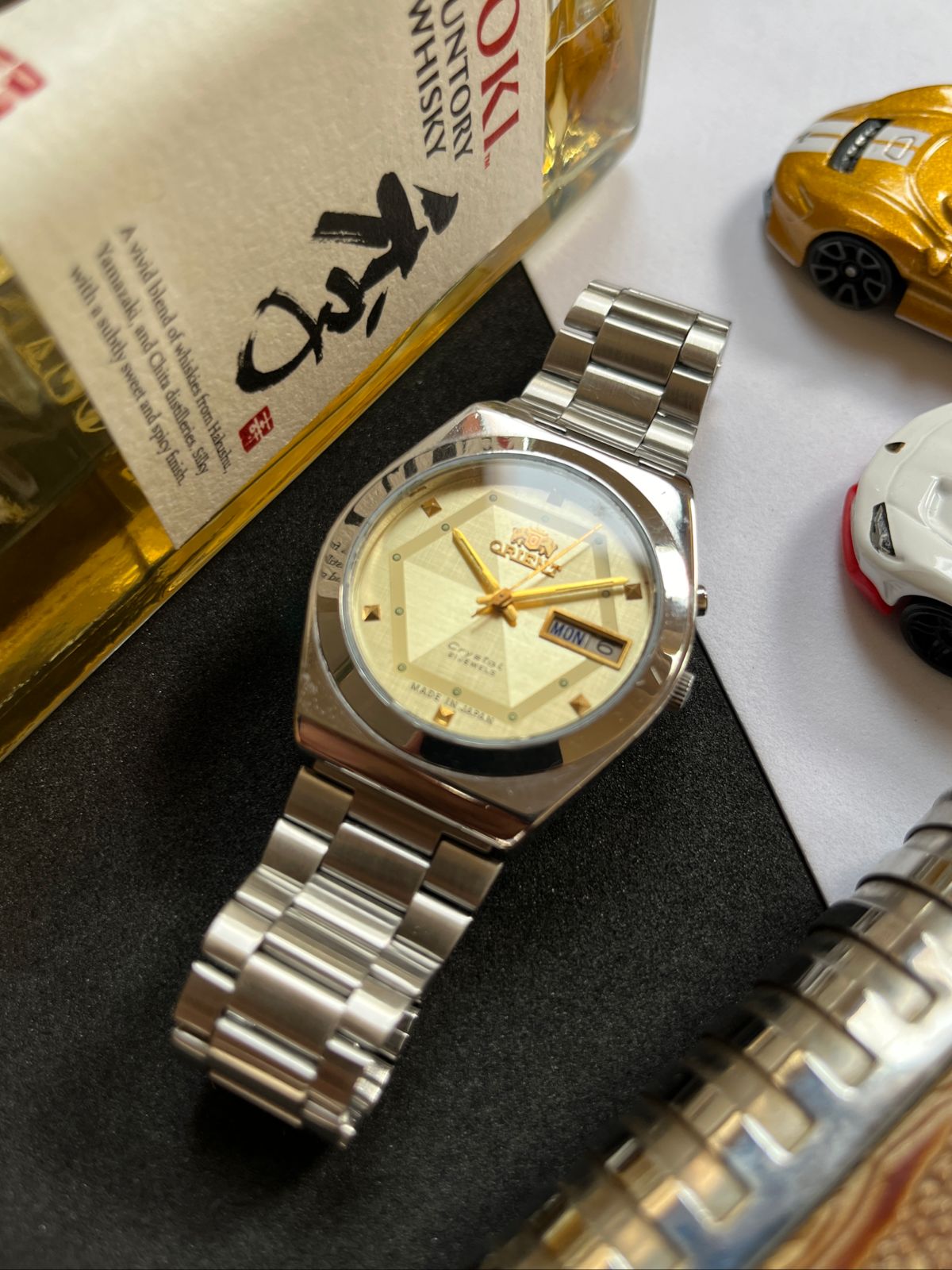 Orient Tri-star Crystal (Pre Owned)