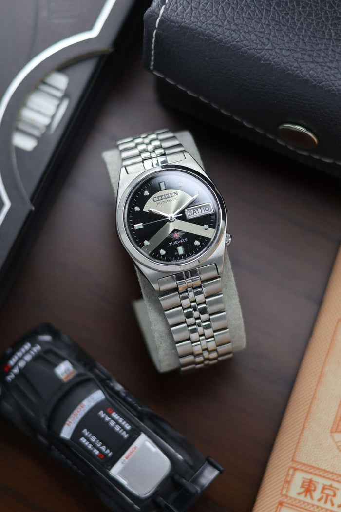 (Super Rare) Citizen Eagle 7 Black Motif Dial with Jubilee Bracelet - Automatic Vintage Watch (Pre Owned) - A433
