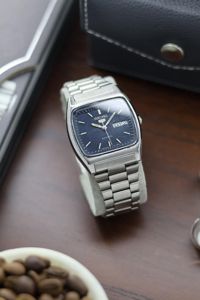(Super Rare) 1985 Seiko 5 Blue TV Dial - Automatic Vintage Watch (Pre Owned) - A383