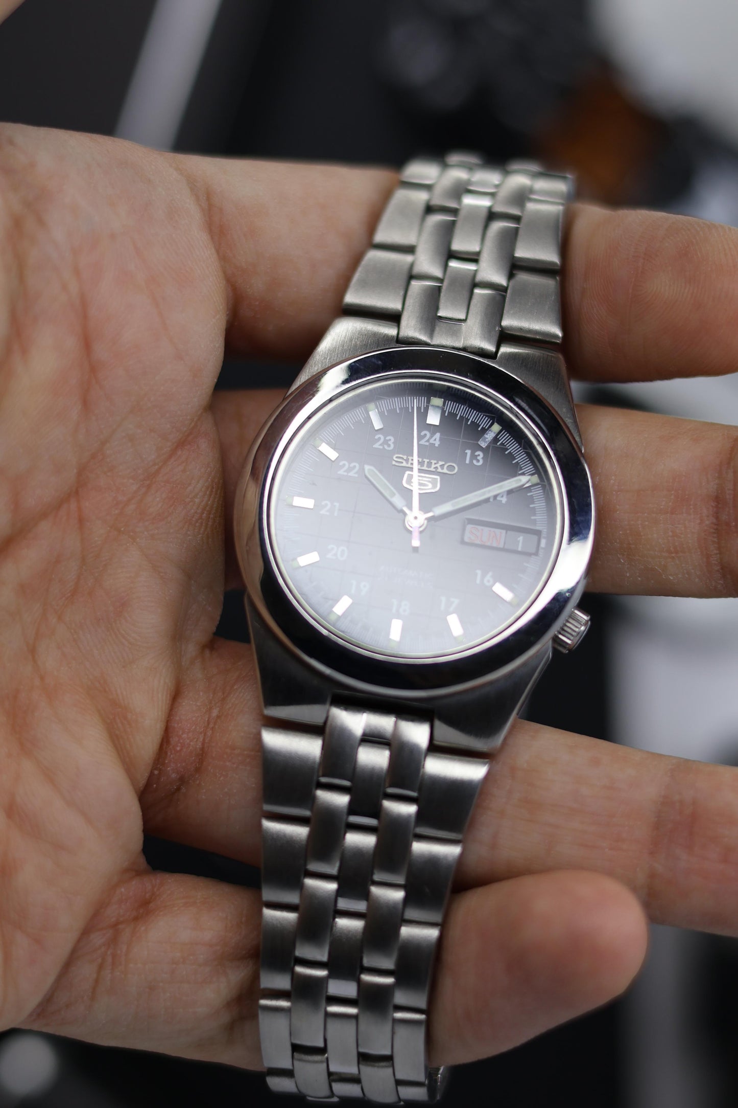 Seiko 5 Black Graph Dial with Glass Back (Pre Owned)