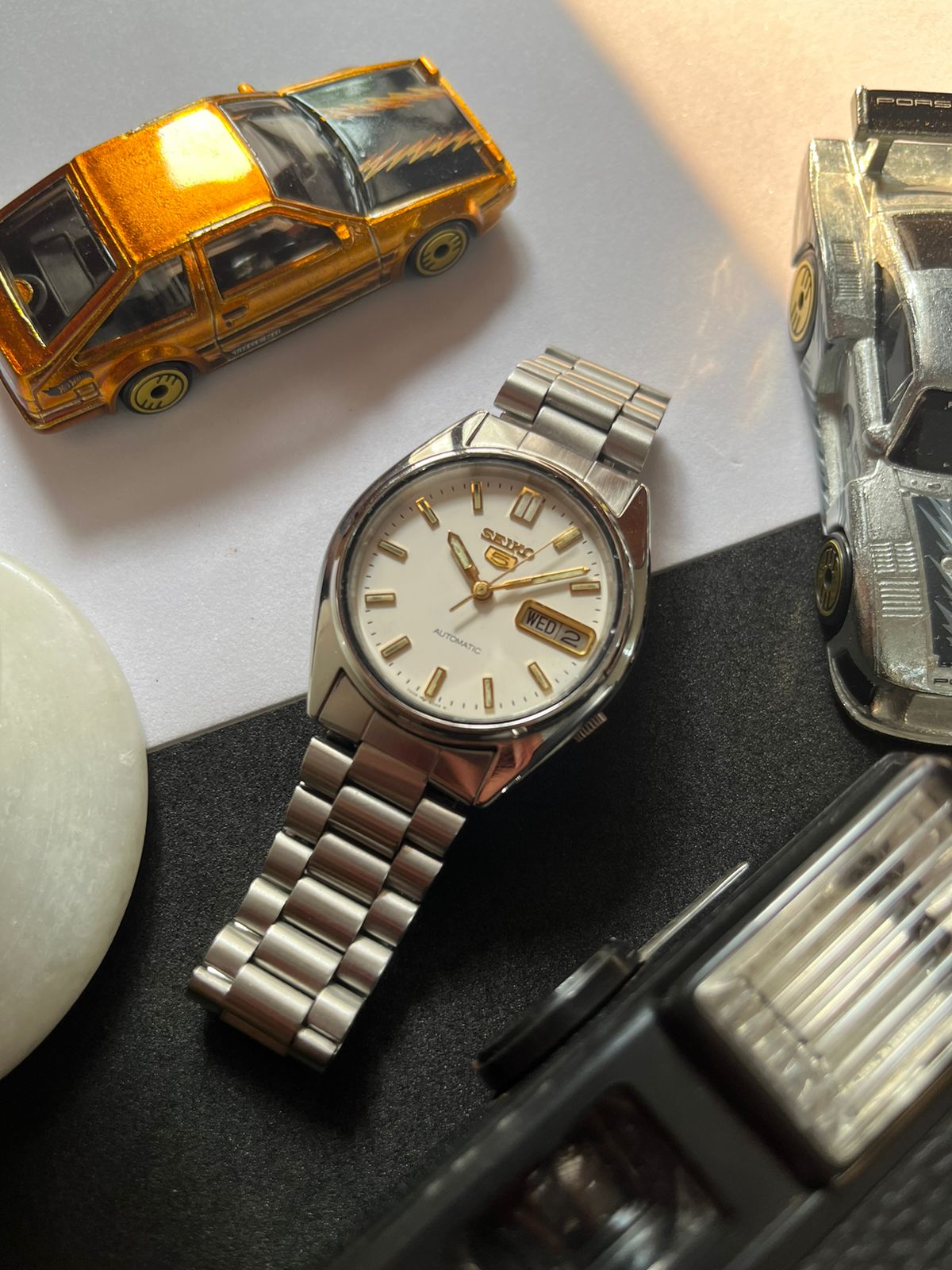 1976 Seiko 5 White Dial (Pre Owned)