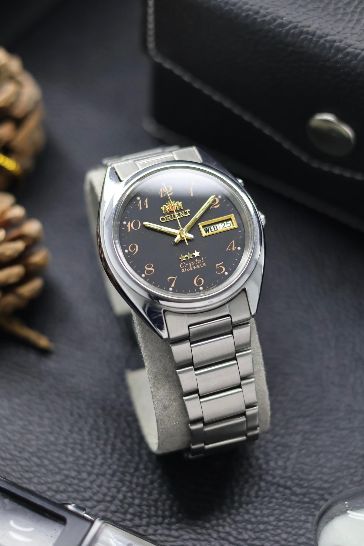 (Super Rare) Orient Tri-Star Crystal Black Dial with Breguet-Style Numerals - Automatic Vintage Watch (Pre Owned) - SE900