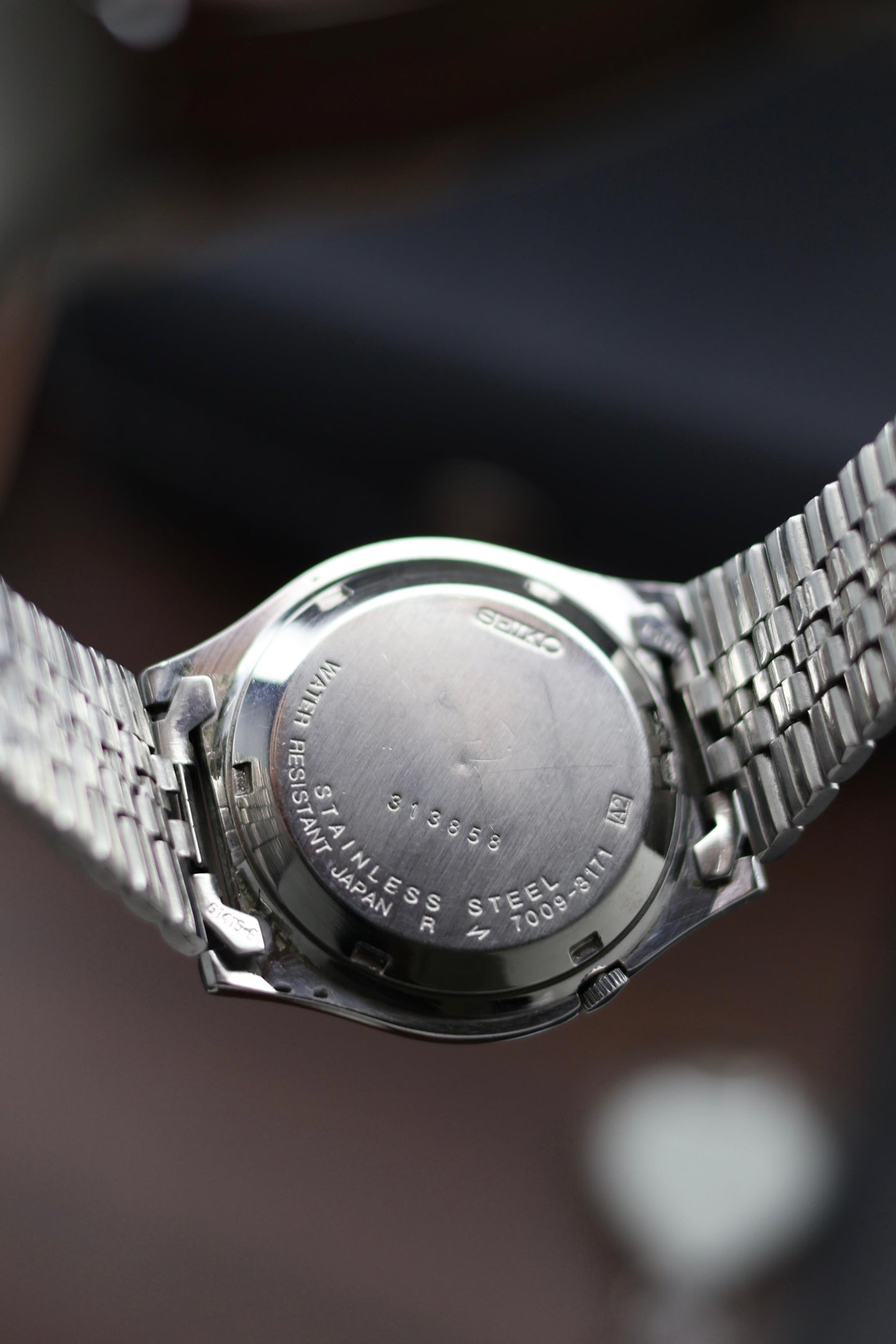1983 Seiko 5 Silver Motif Dial - Automatic Vintage Watch (Pre Owned) - A332