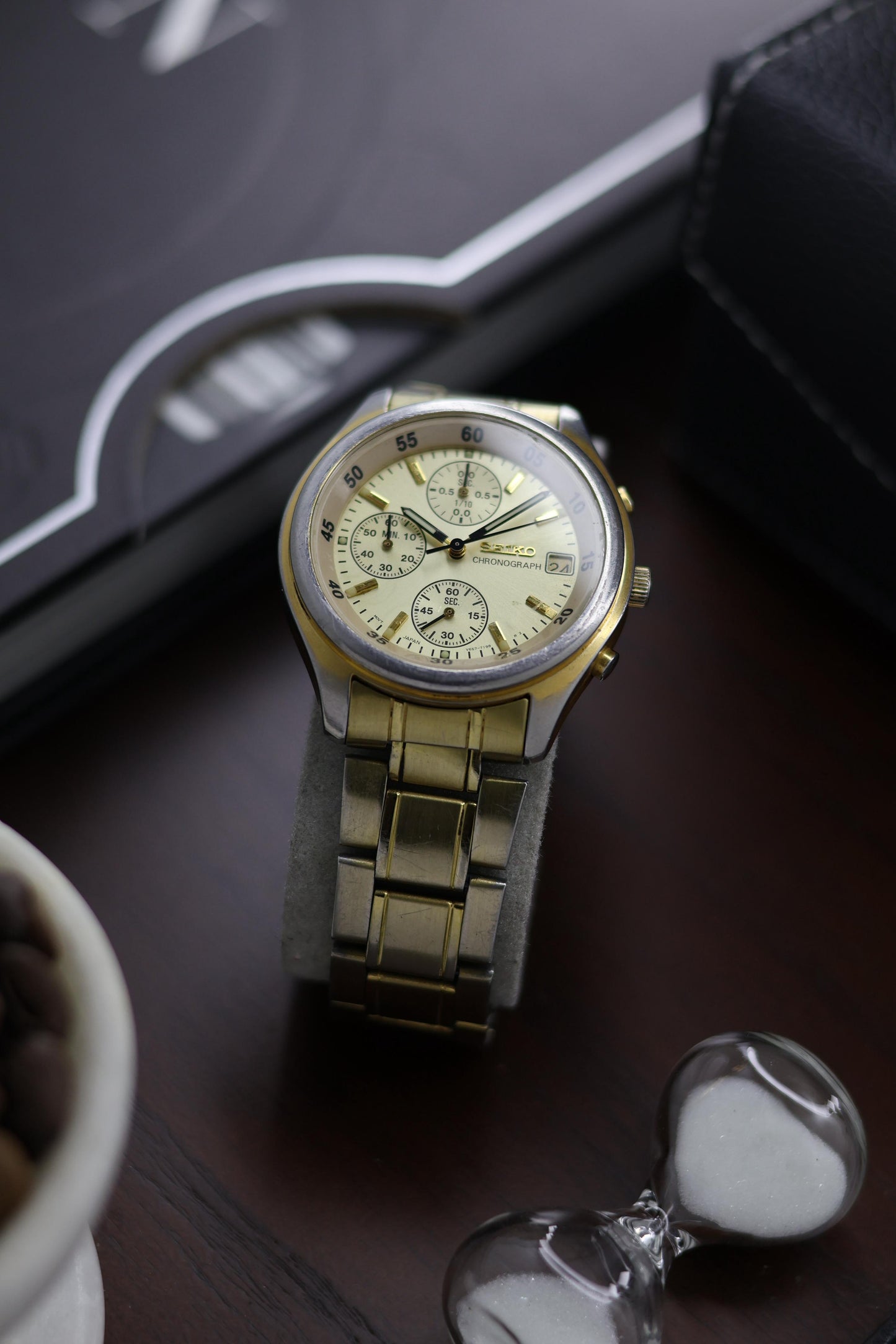 (Super Rare) Seiko Chronograph Champagne Dial (Pre Owned) - A302