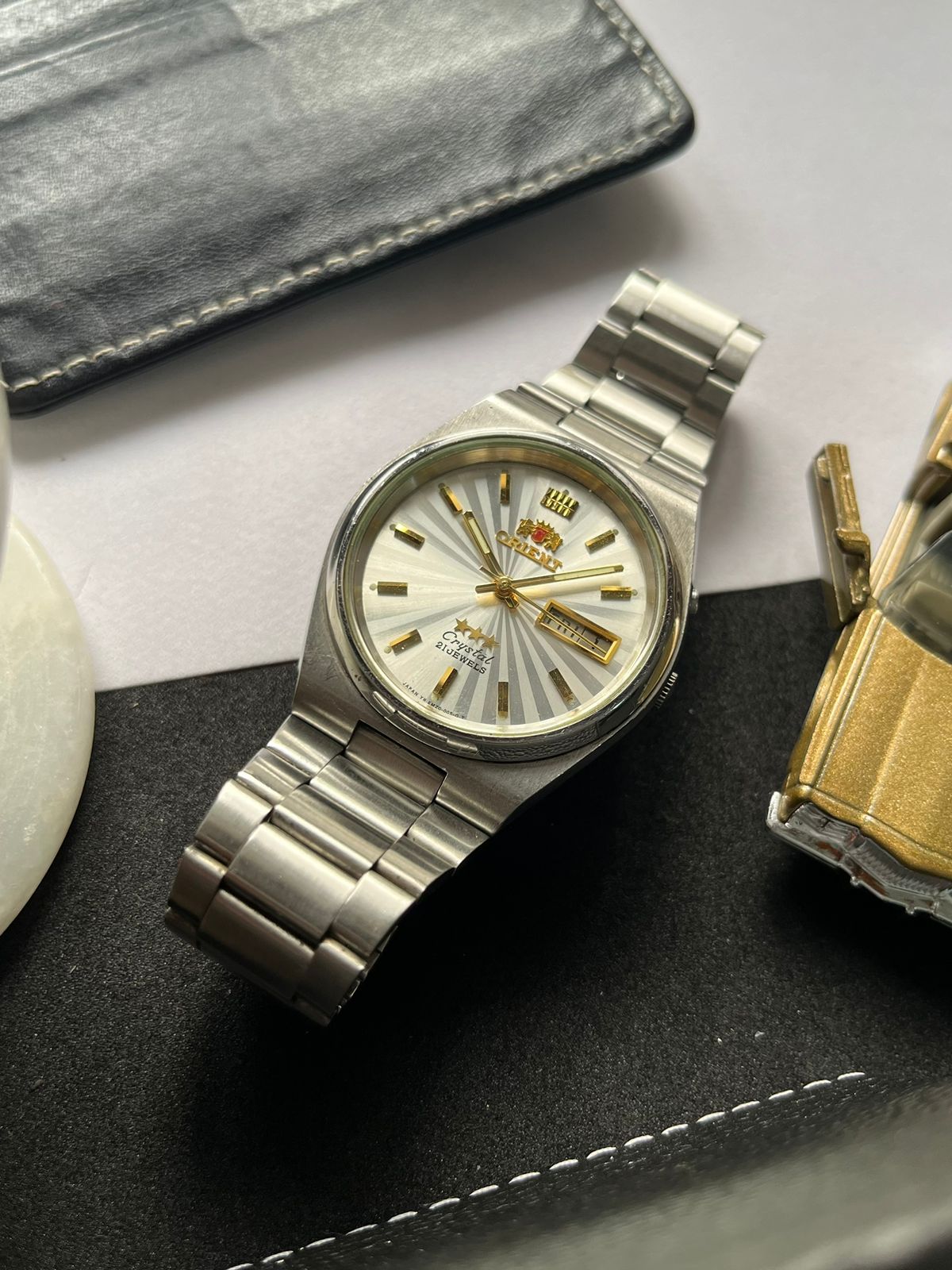 Orient Tri-star Crystal Sunray Dial (Pre-owned)
