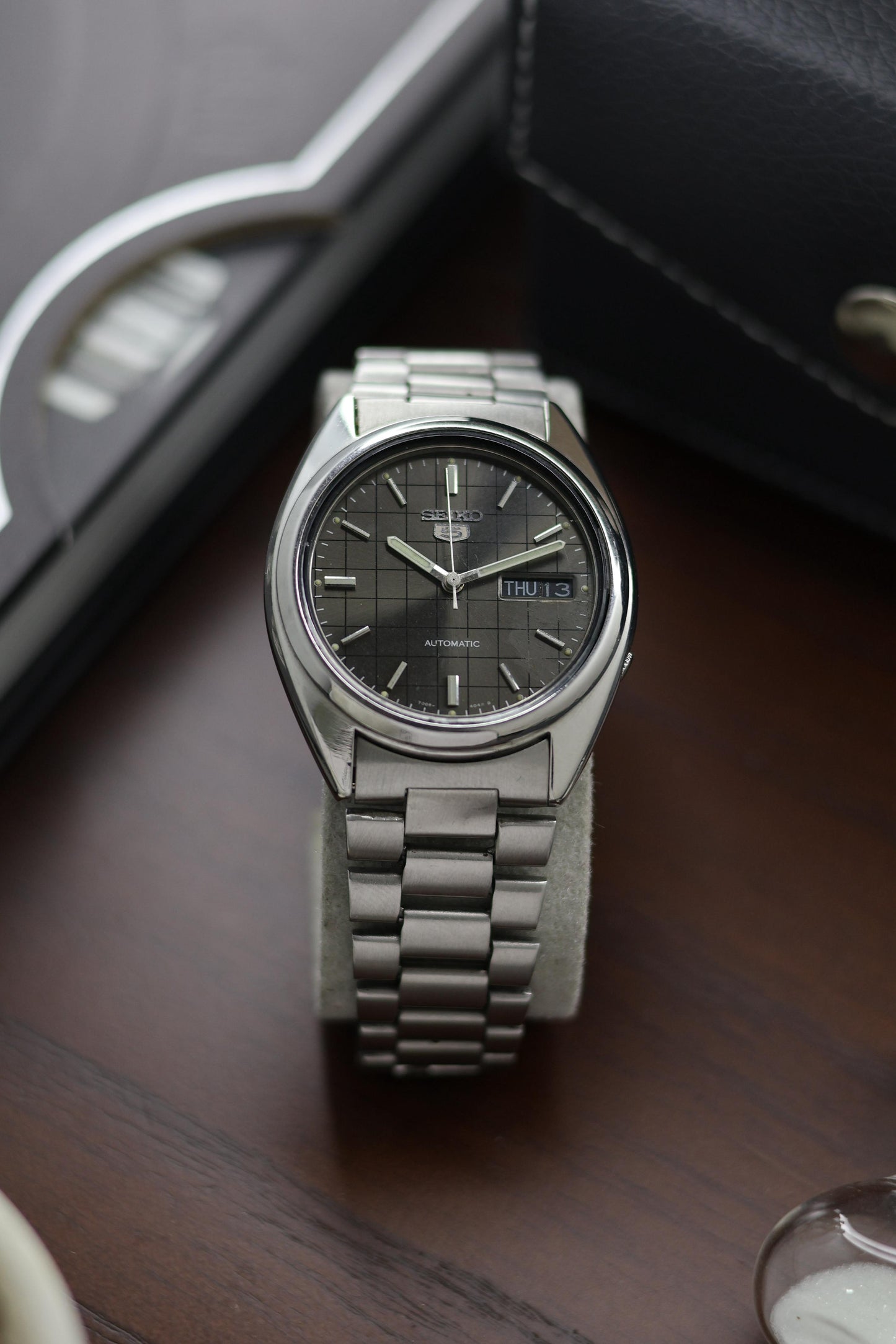 1988 Seiko 5 Dark Grey Graph Dial - Automatic Vintage Watch (Pre Owned) - A313