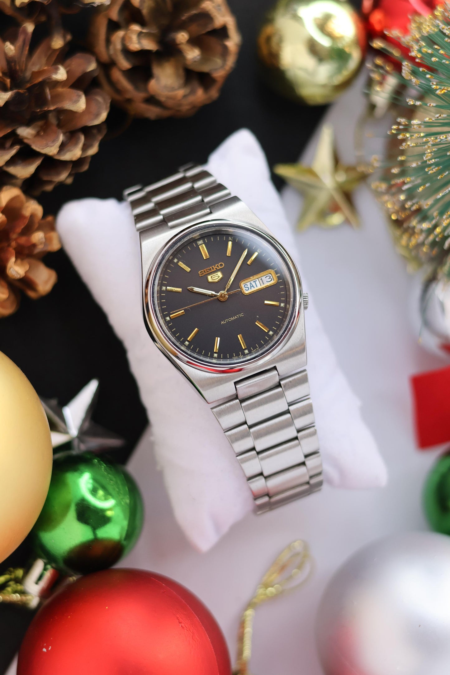 1982 Seiko 5 Black Dial - Automatic Watch (Pre Owned)