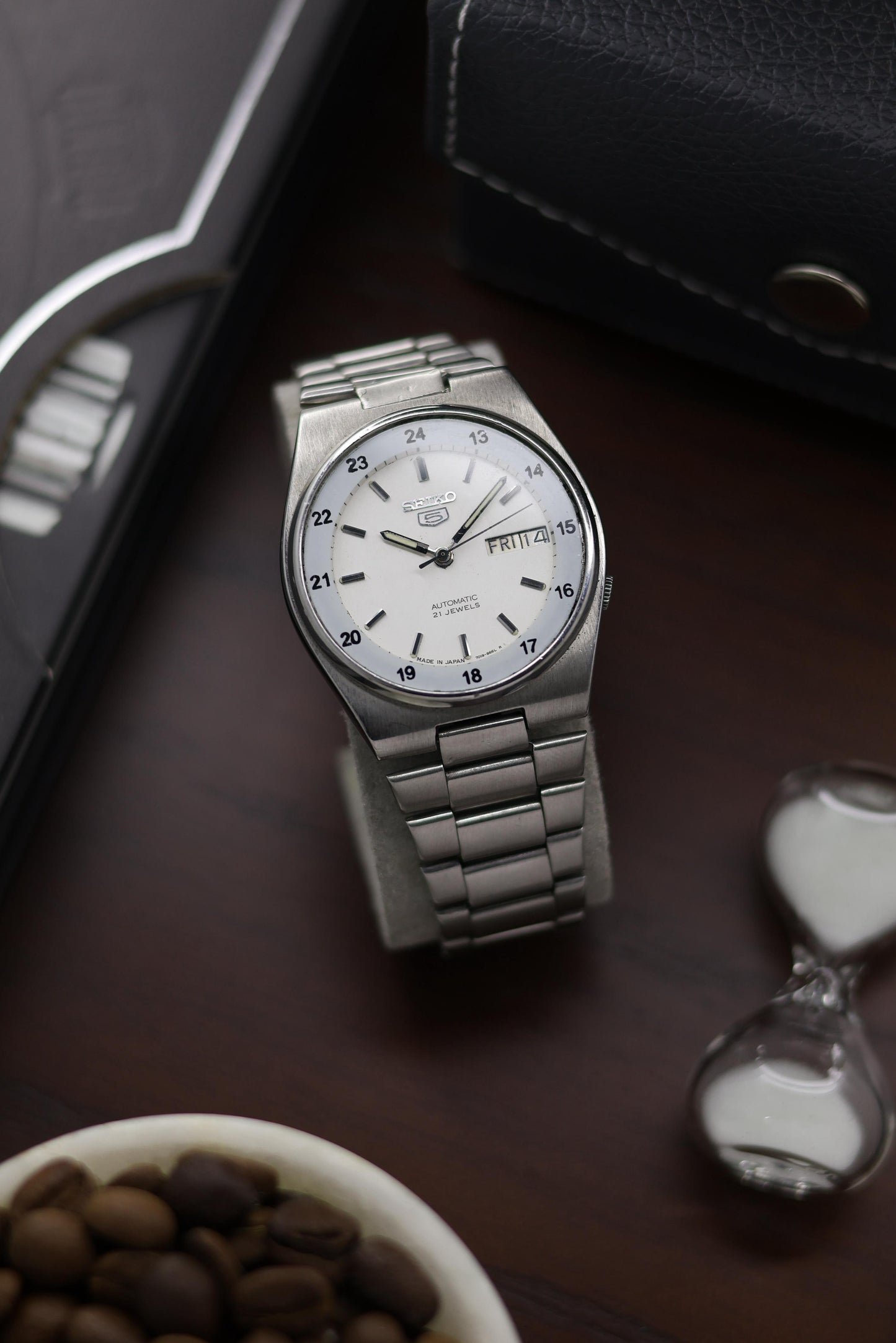 (Super Rare) 1973 Seiko 5 Railway Time White Dial - Automatic Vintage Watch (Pre Owned) - A320