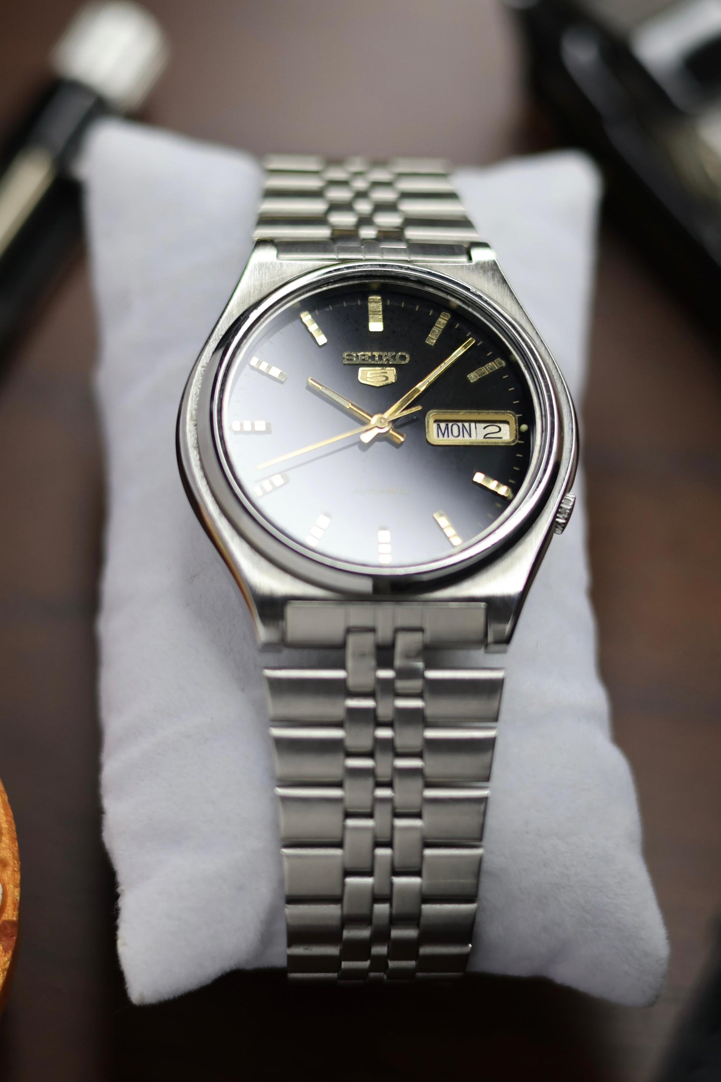 1989 Seiko 5 Black Dial (Pre Owned)