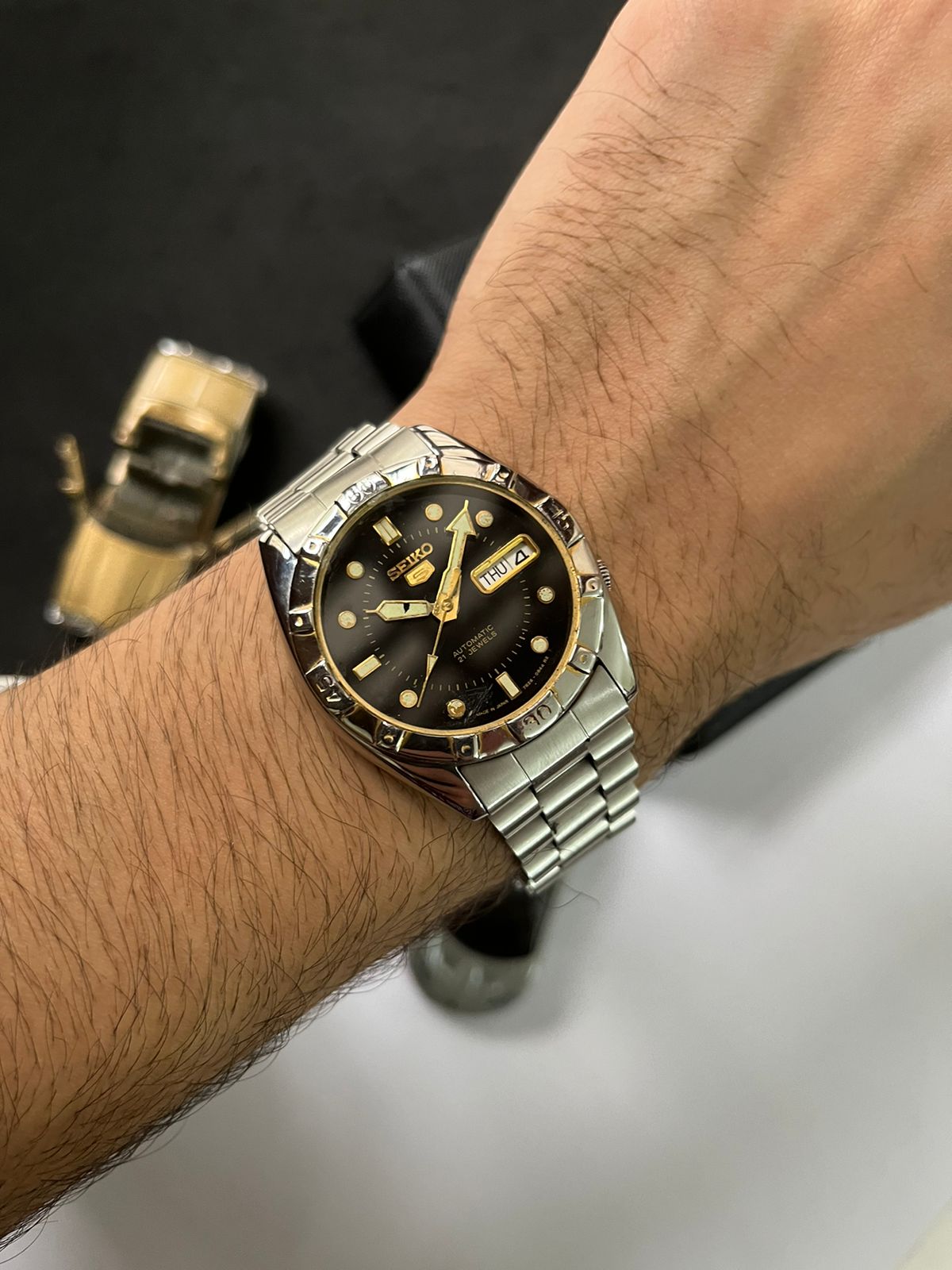 Seiko 5 Black Diver with Fixed Bezel (Pre Owned)