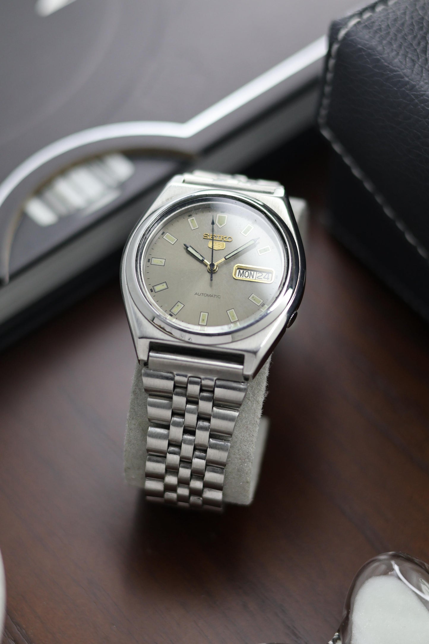 1986 Seiko 5 Grey Dial - Automatic Vintage Watch (Pre Owned) - A252