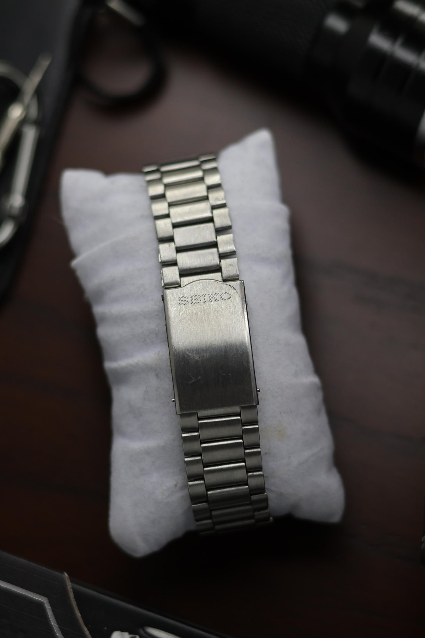 1981 Seiko 5 Black Dial - Automatic Vintage Watch (Pre Owned)
