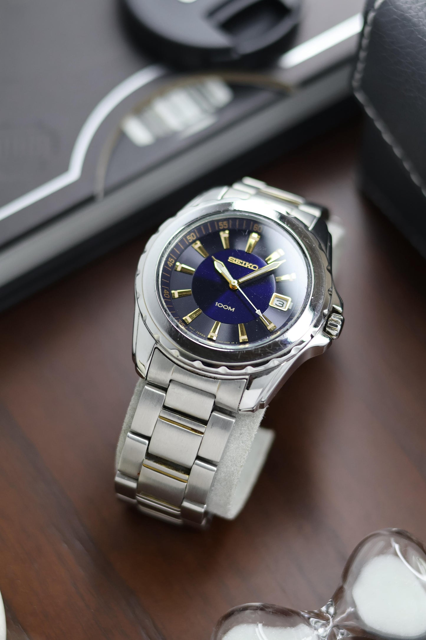 Seiko 100M Navy Blue Sunray Dial (Pre Owned) - A176