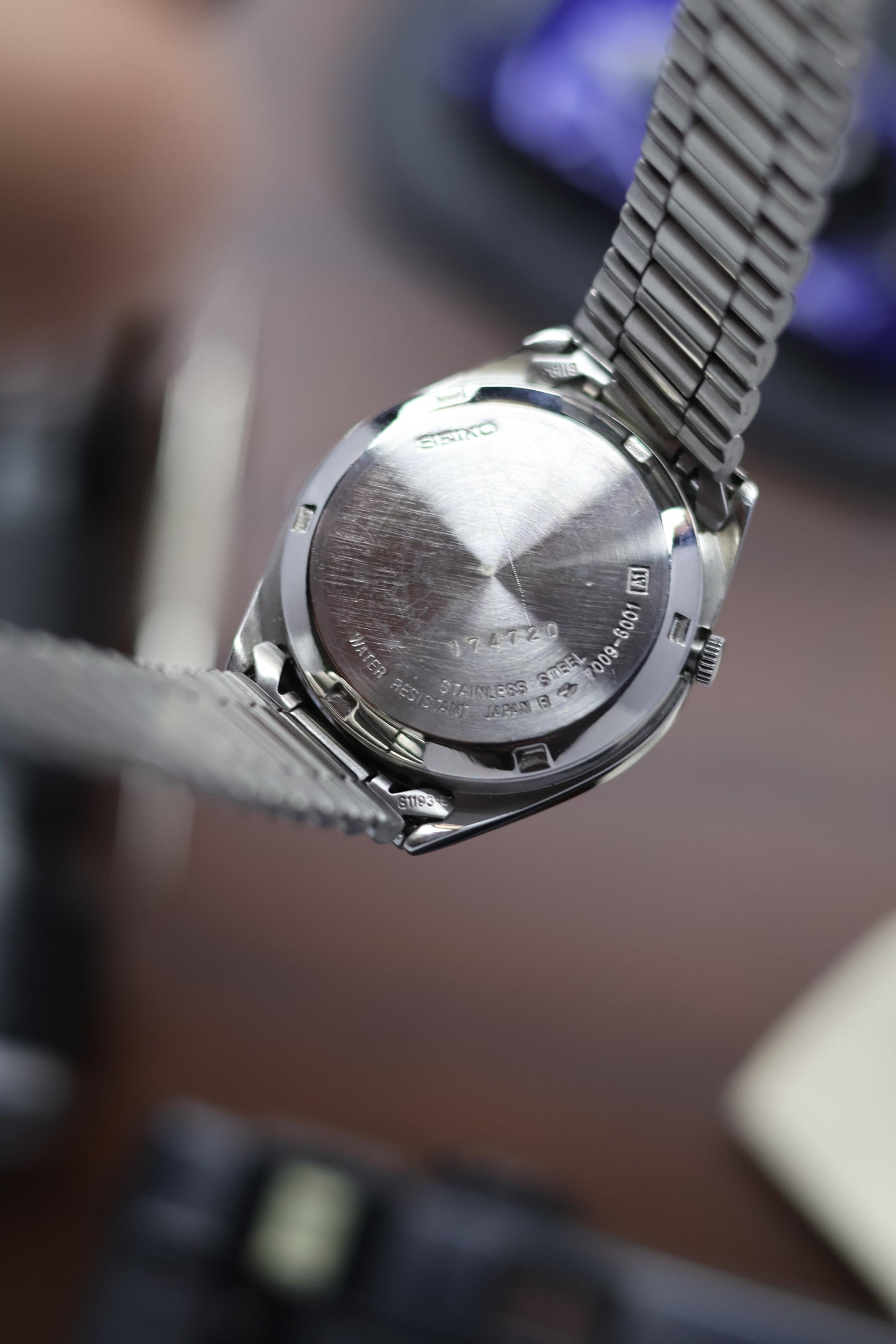 1981 Seiko 5 Blue Sunray Dial (Pre Owned)