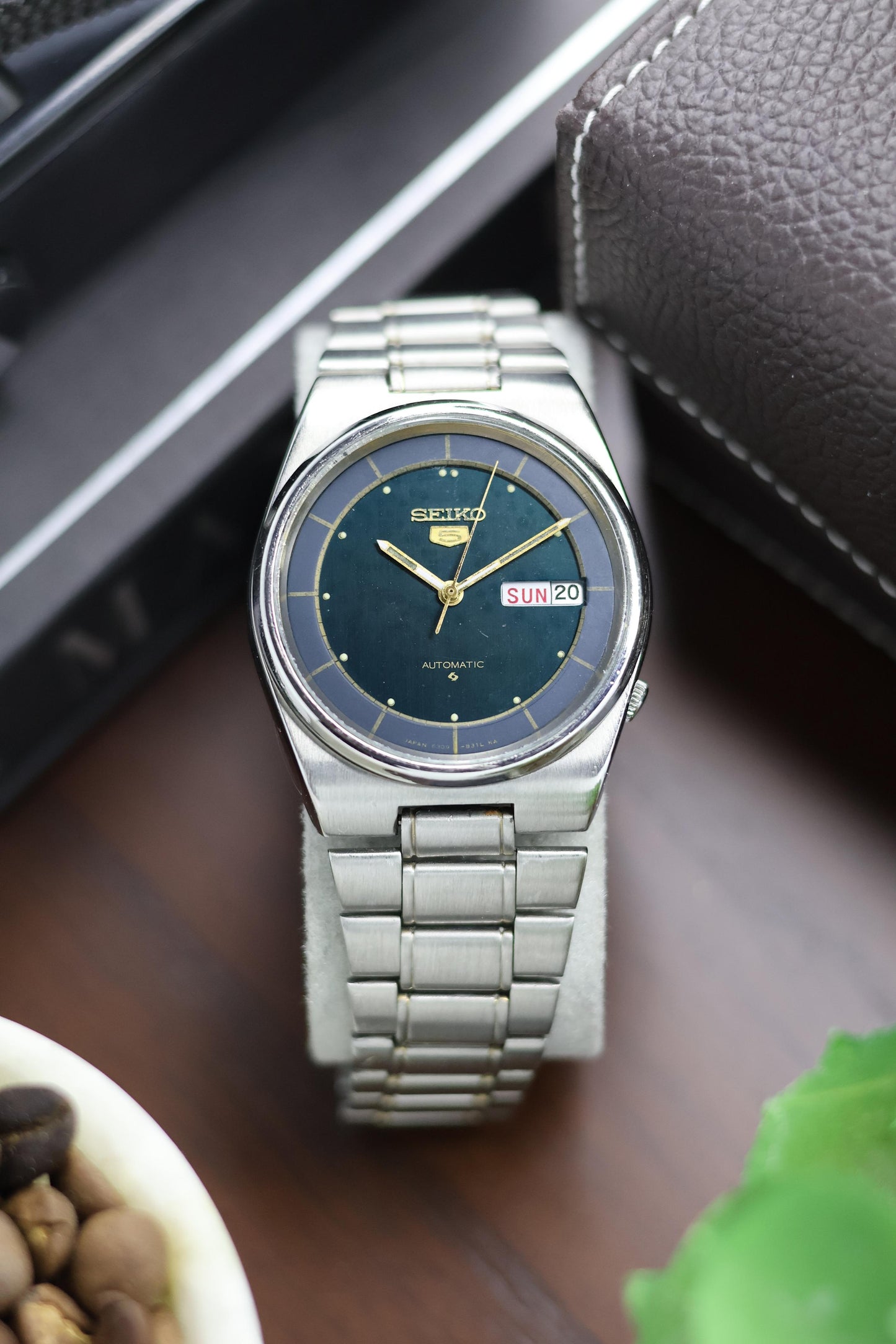 (Super Rare) 1980 Seiko 5 Blue Dial - Automatic Vintage Watch (Pre Owned)