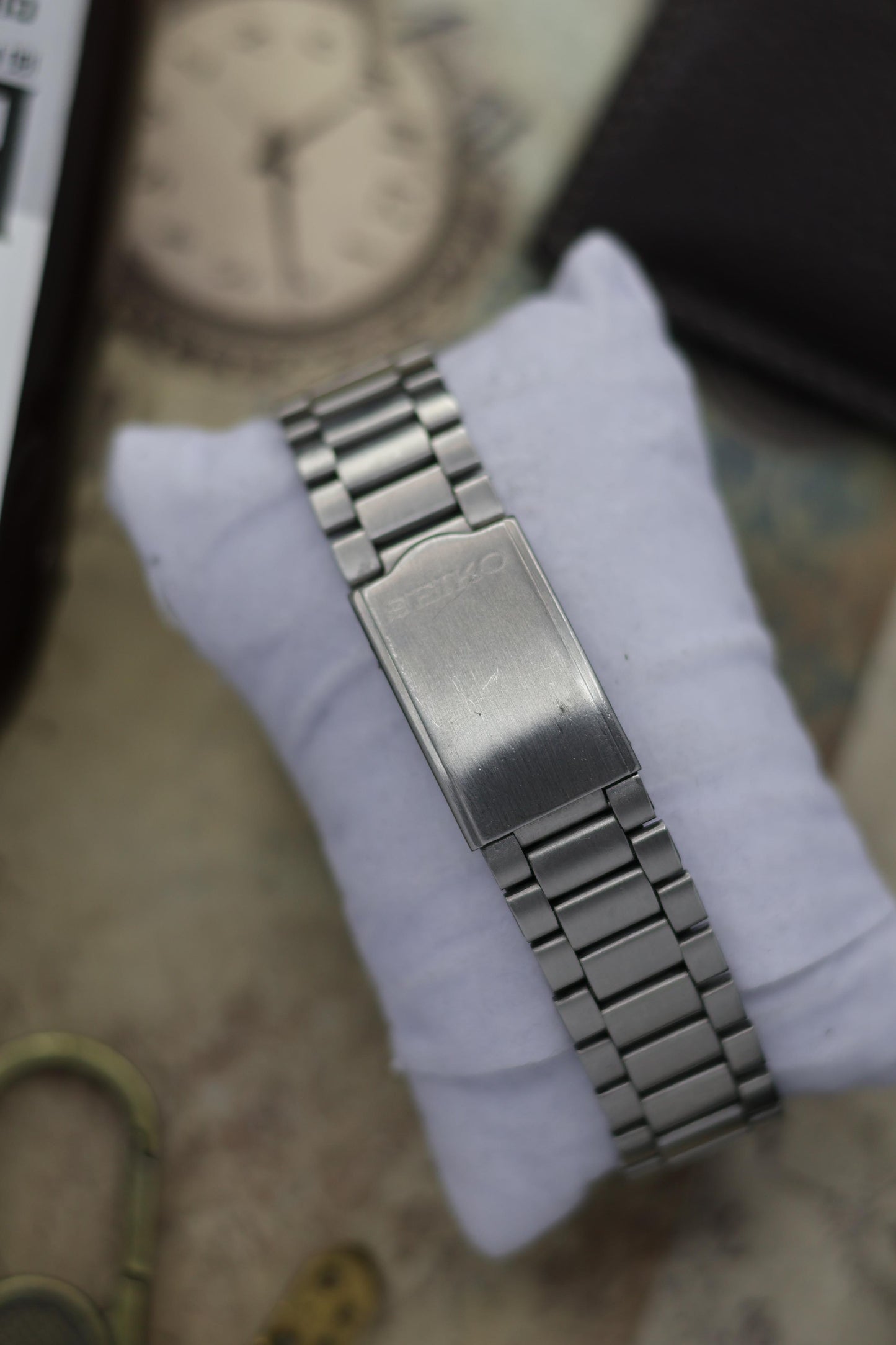 1996 Seiko 5 Gold Motif Dial (Pre Owned)
