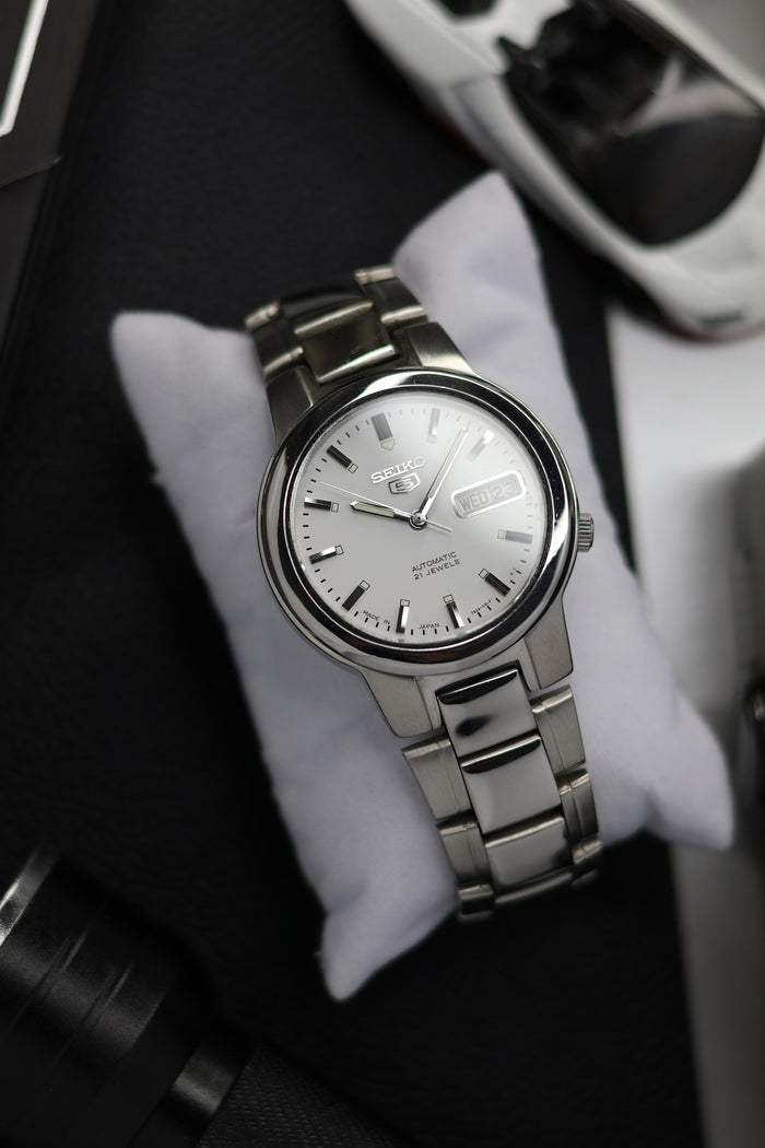 Seiko 5 White Dial with Glass Back (Pre Owned)