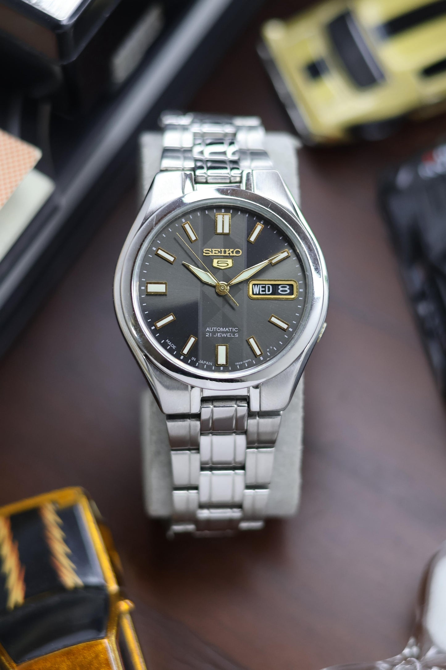 (Super Rare) Seiko 5 Black Motif Dial with Glass Back - Automatic Vintage Watch (Pre Owned) - SE506