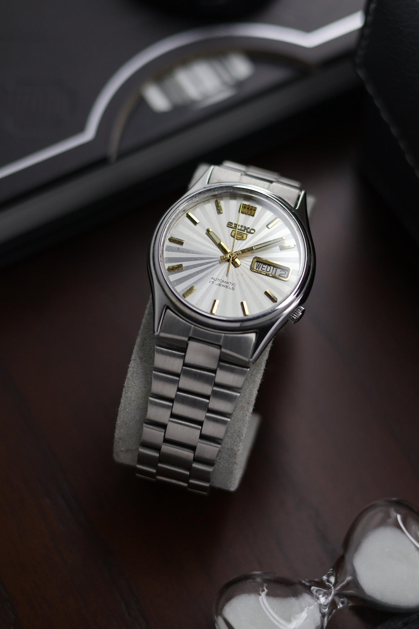 1984 Seiko 5 Silver Sunray Dial - Automatic Vintage Watch (Pre Owned) - A263