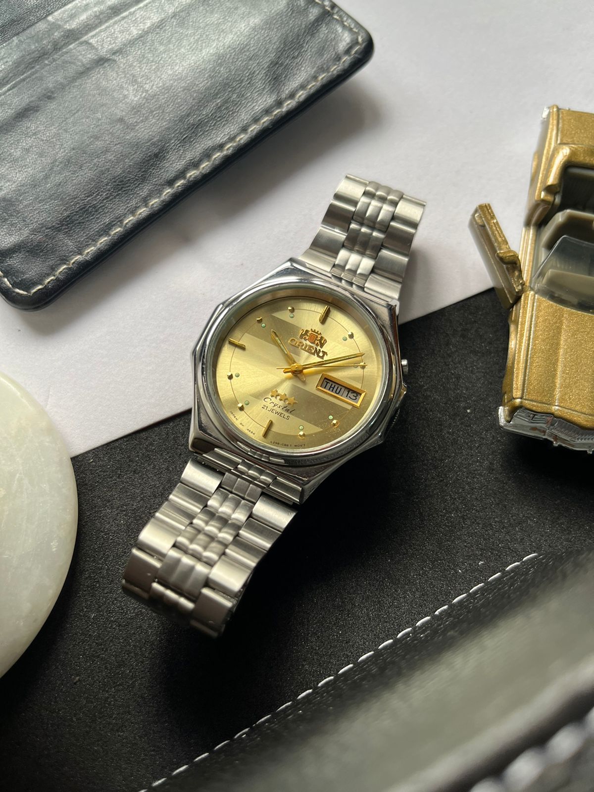 Orient Octagonal Case Tri-star Crystal Champagne Dial (Pre-owned)
