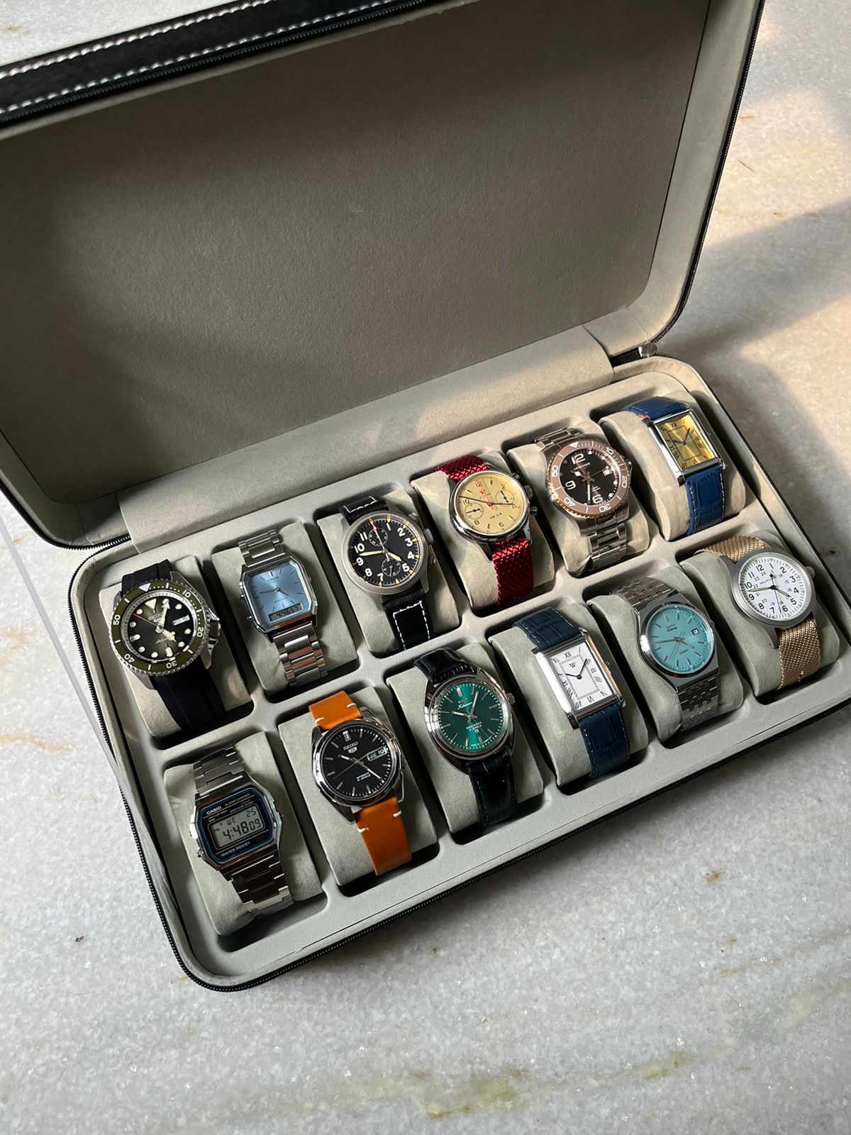Multi-Slot Watch Zipper Organiser Storage Box