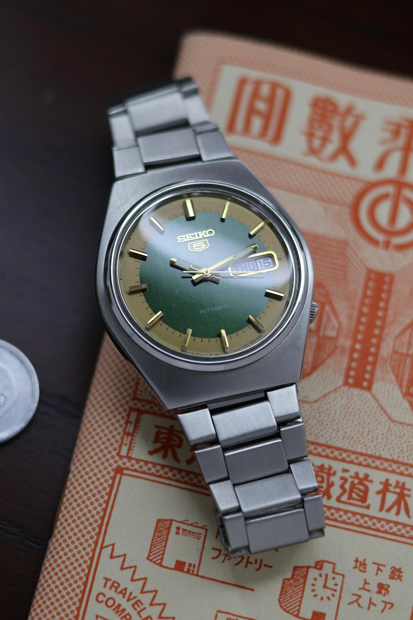 (Super Rare) 1981 Seiko 5 Green Dial - Automatic Vintage Watch (Pre Owned) - SE451