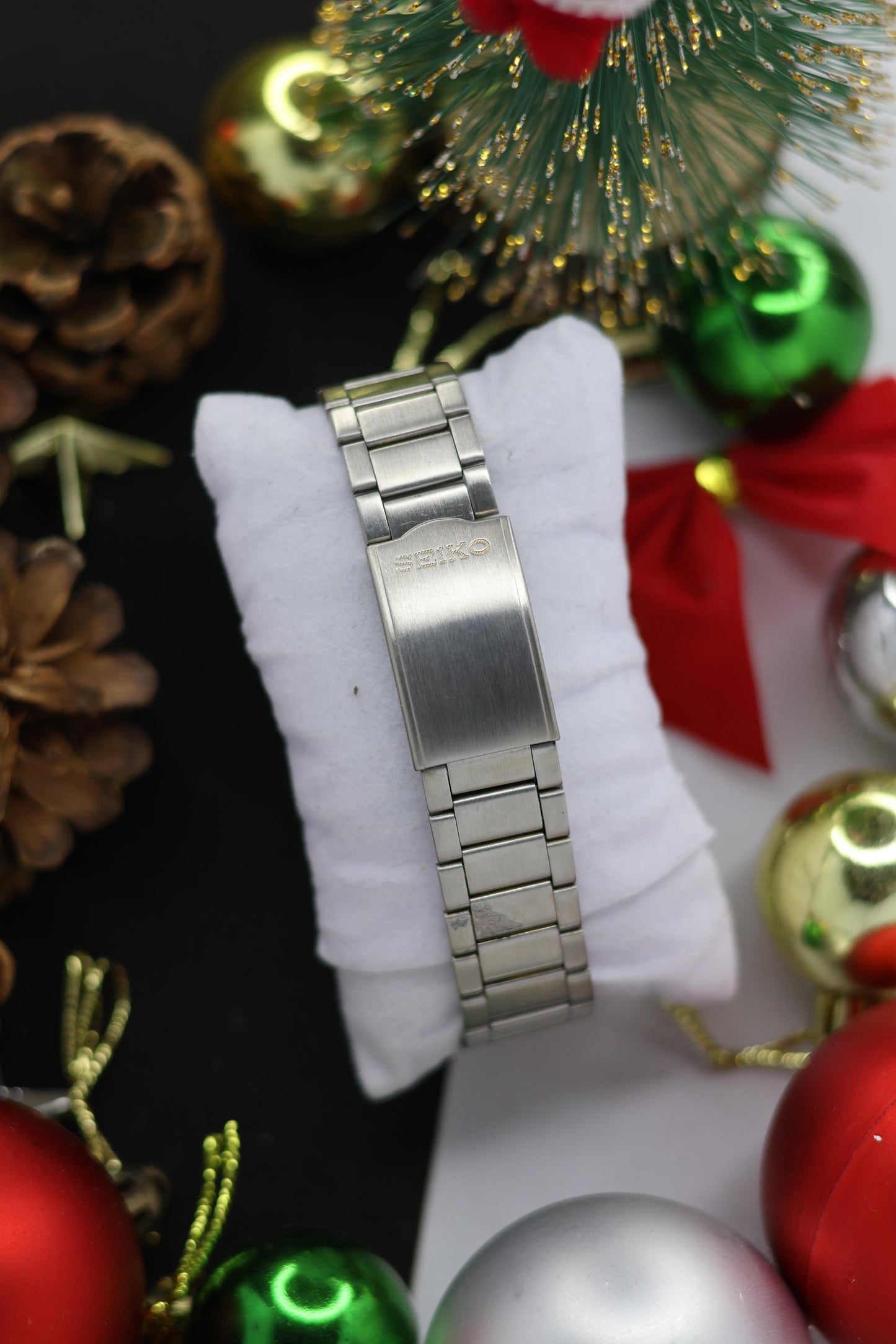 1983 Seiko 5 Black Dial (Pre Owned)