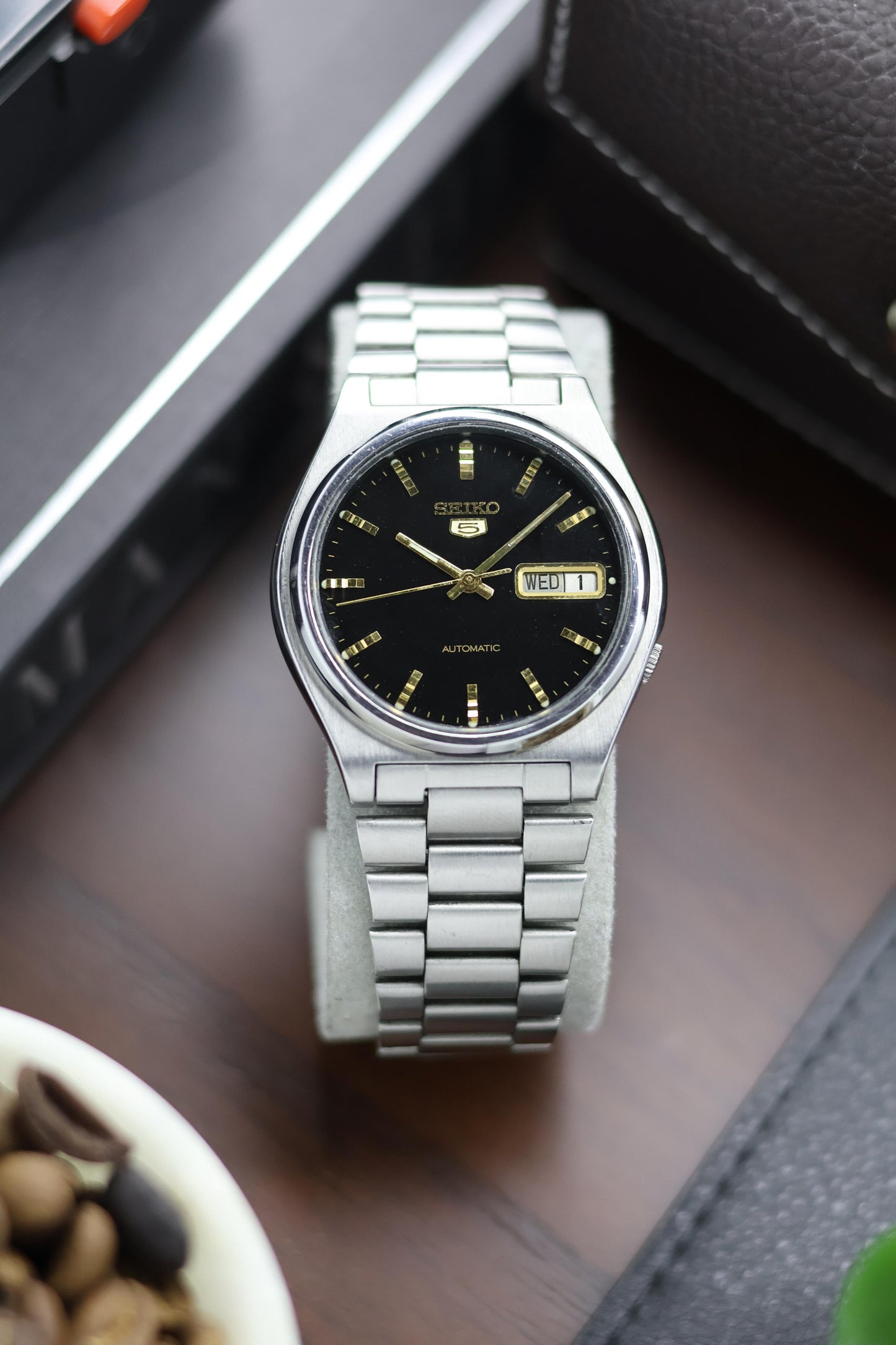 1985 Seiko 5 Black Dial - Automatic Watch (Pre Owned) - A154