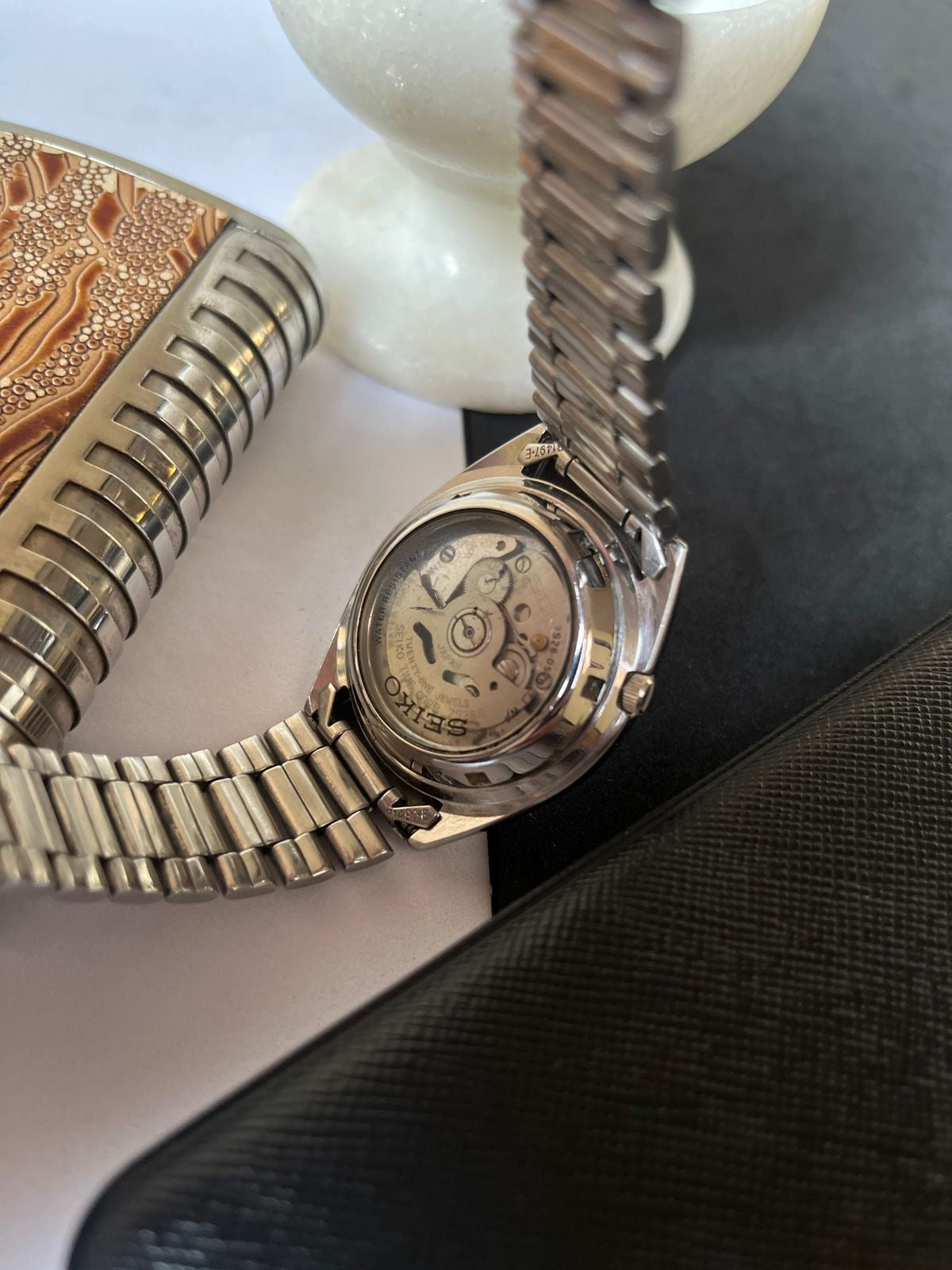 Seiko 5 - White Patterned Dial (Pre Owned)