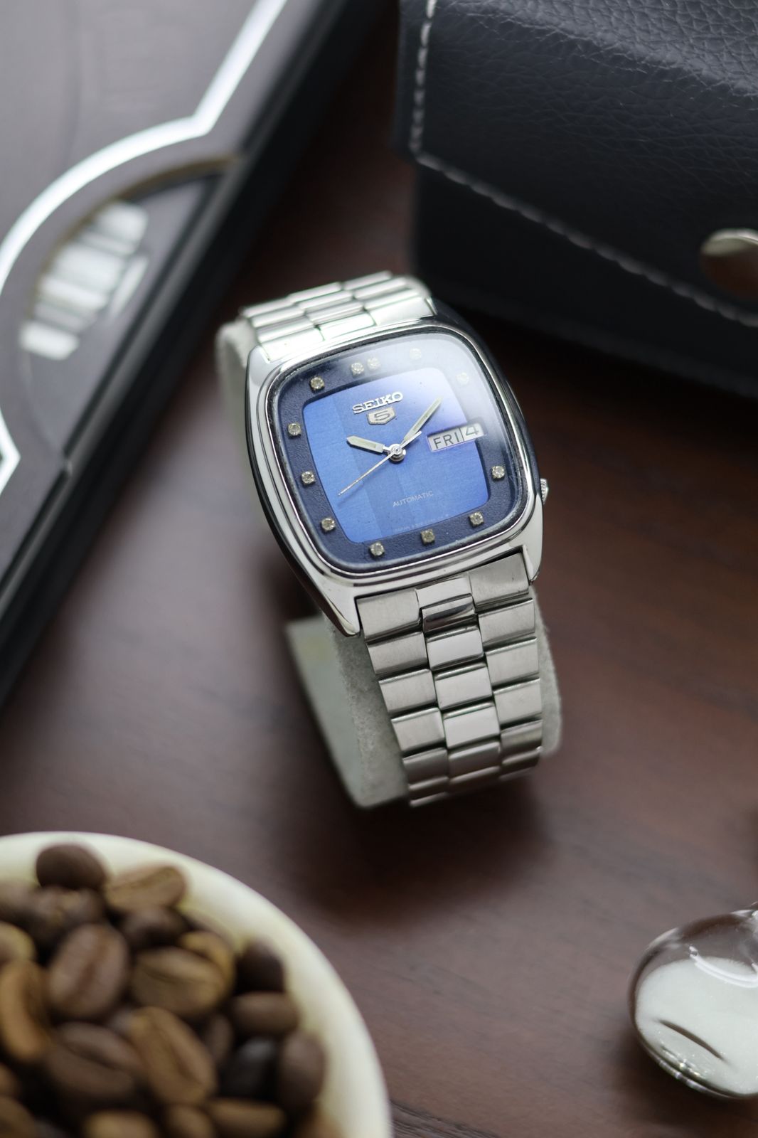(Super Rare) 1980 Seiko 5 Blue TV Dial - Automatic Vintage Watch (Pre Owned) - SE456