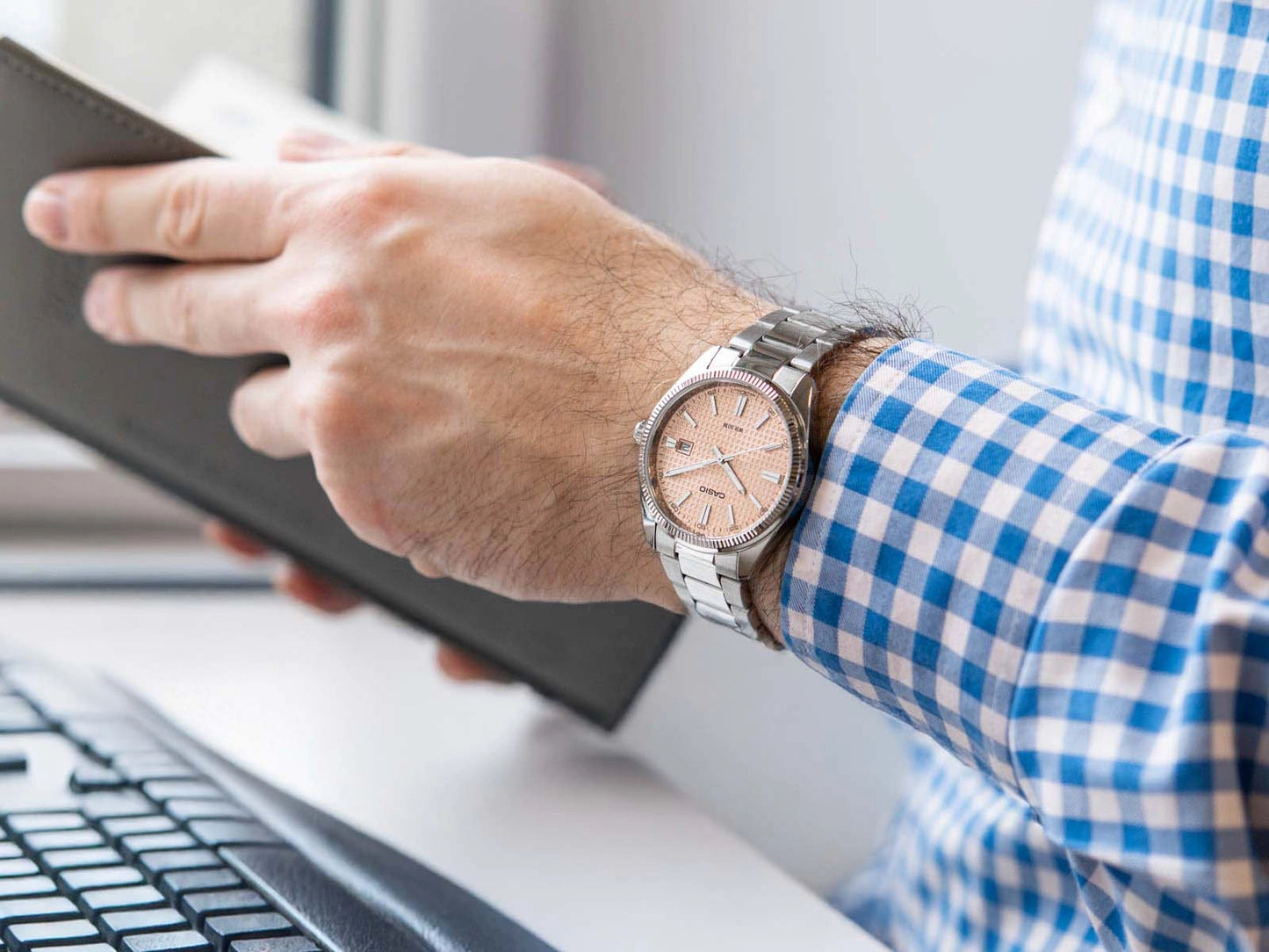 CASIO MTP-1302PE-4AVEF - A2395 - SALMON / PINK WAFFLE DIAL