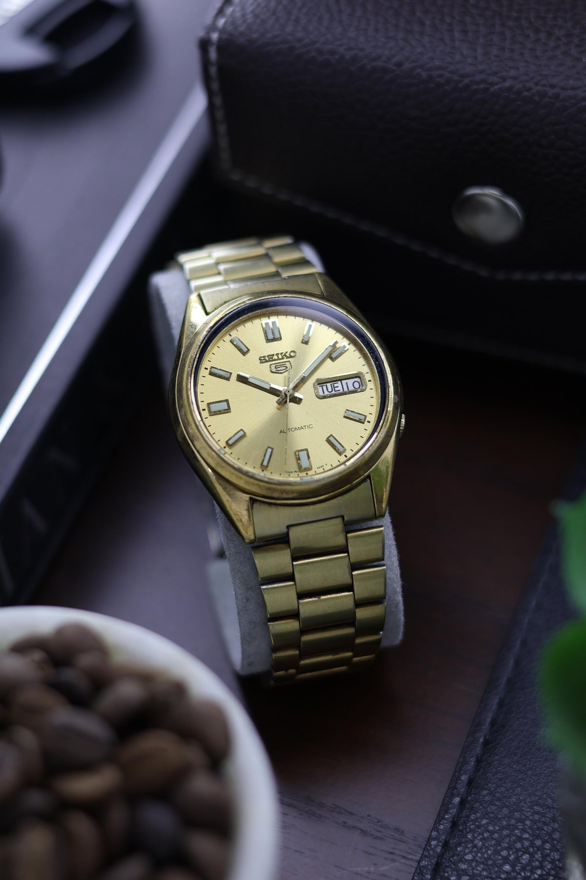 1984 Seiko 5 Champagne Dial - Automatic Vintage Watch (Pre Owned) - A195