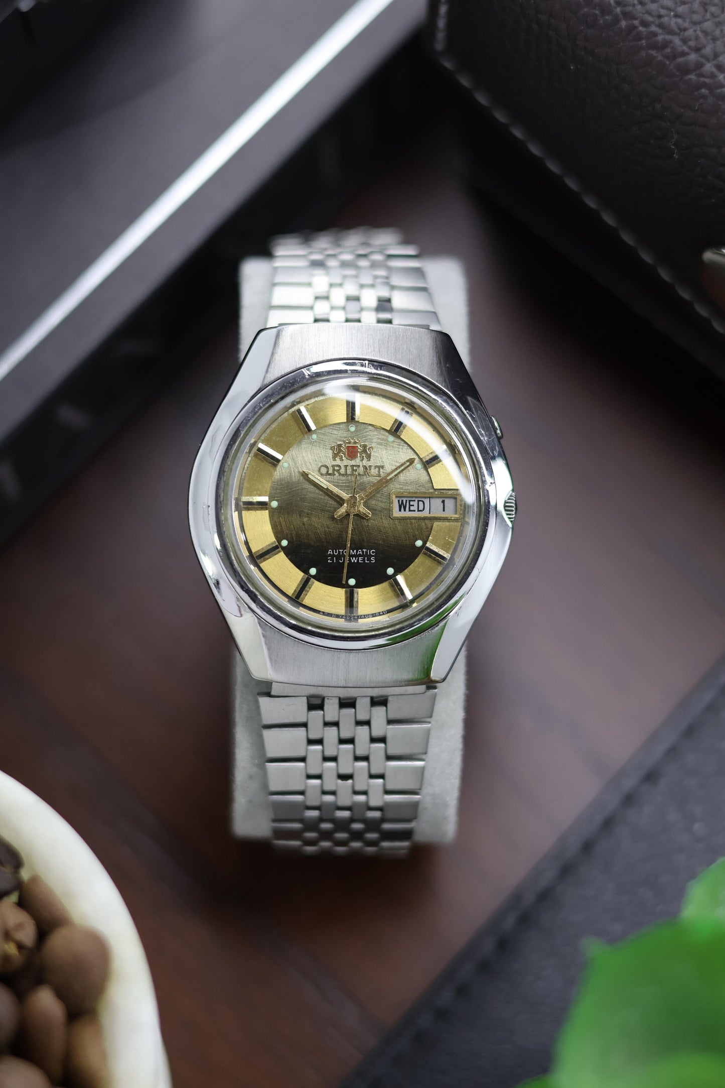 (Super Rare) Orient Tri-Star Crystal Gradient Dial - Automatic Vintage Watch (Pre Owned) - A197