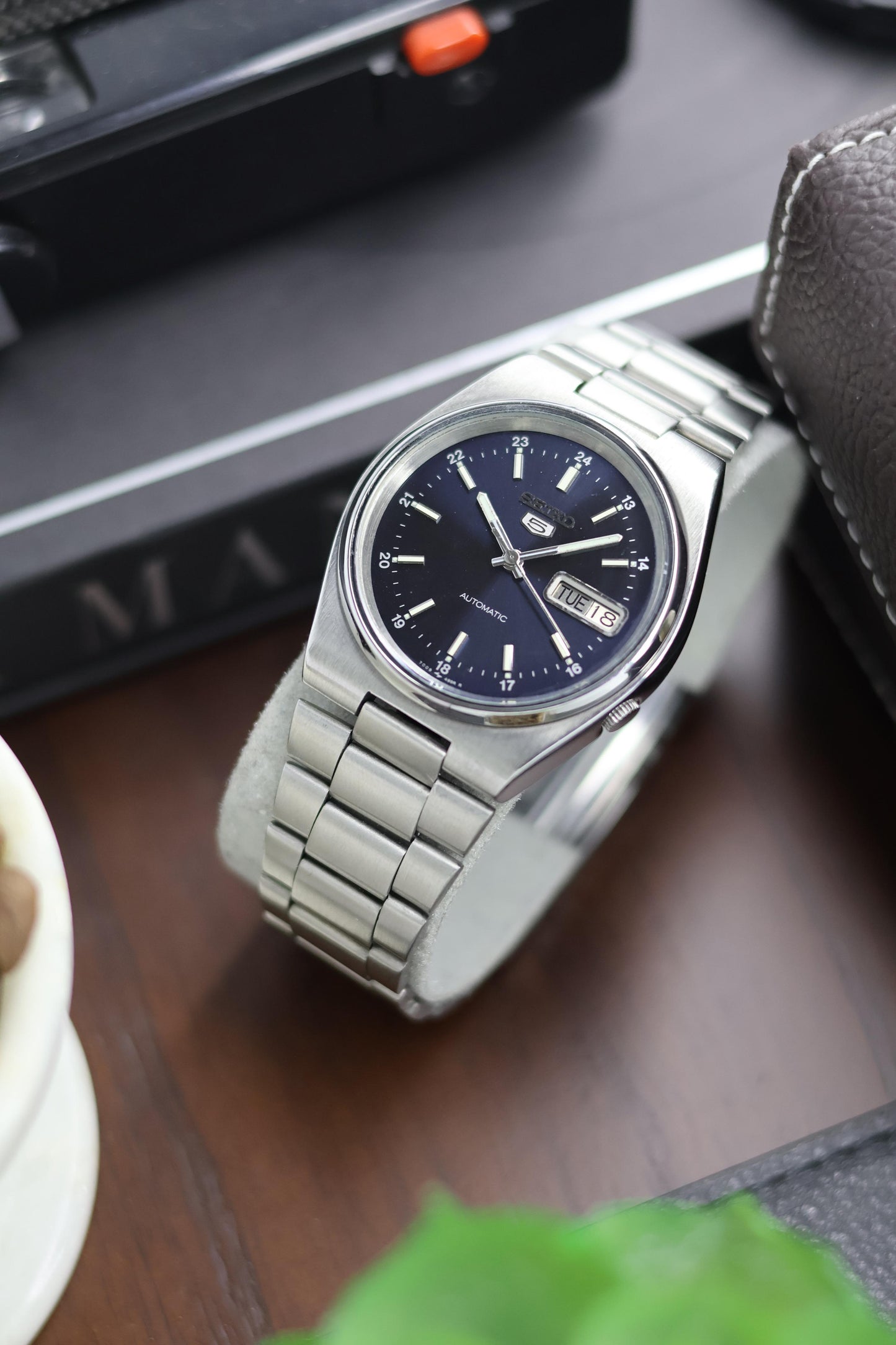 1989 Seiko 5 Sunray Blue Dial - Automatic Vintage Watch (Pre Owned) - A191