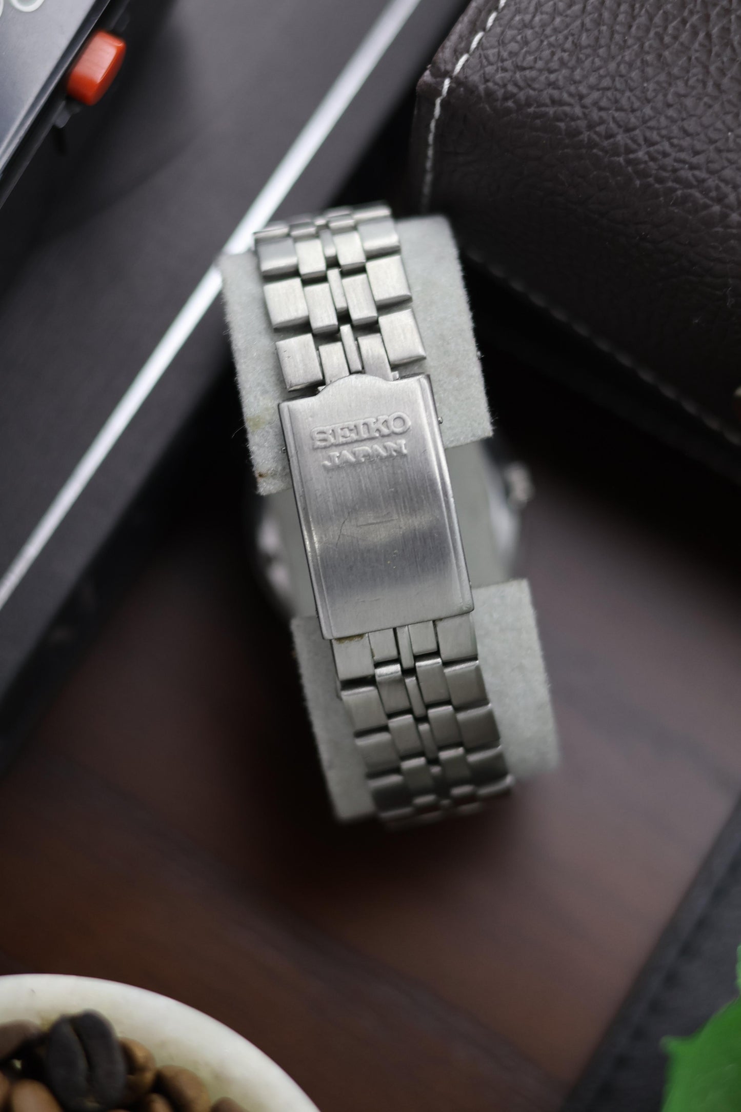 1997 Seiko 5 White Dial - Automatic Watch (Pre Owned) - A67