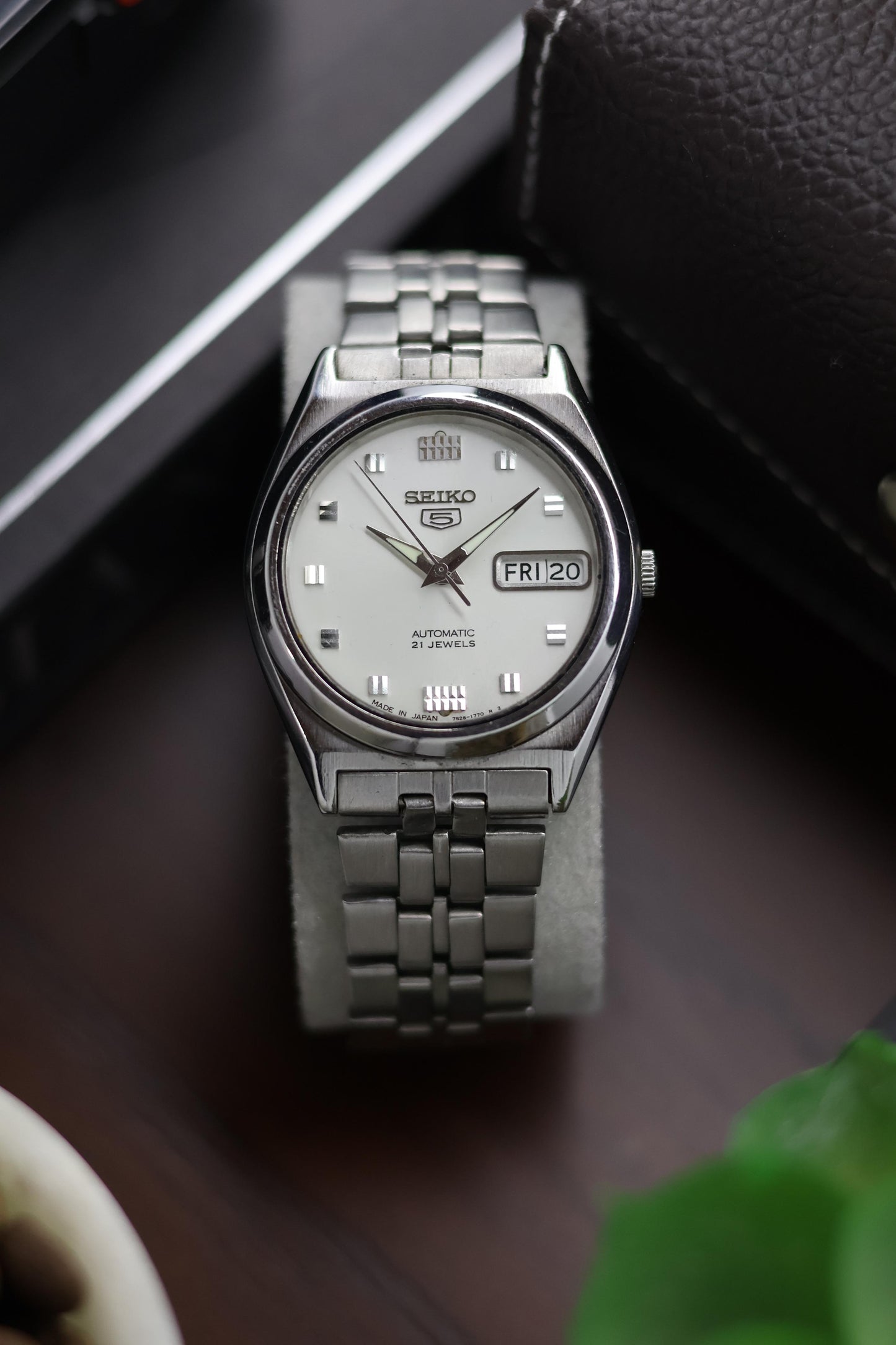 1997 Seiko 5 White Dial - Automatic Watch (Pre Owned) - A67