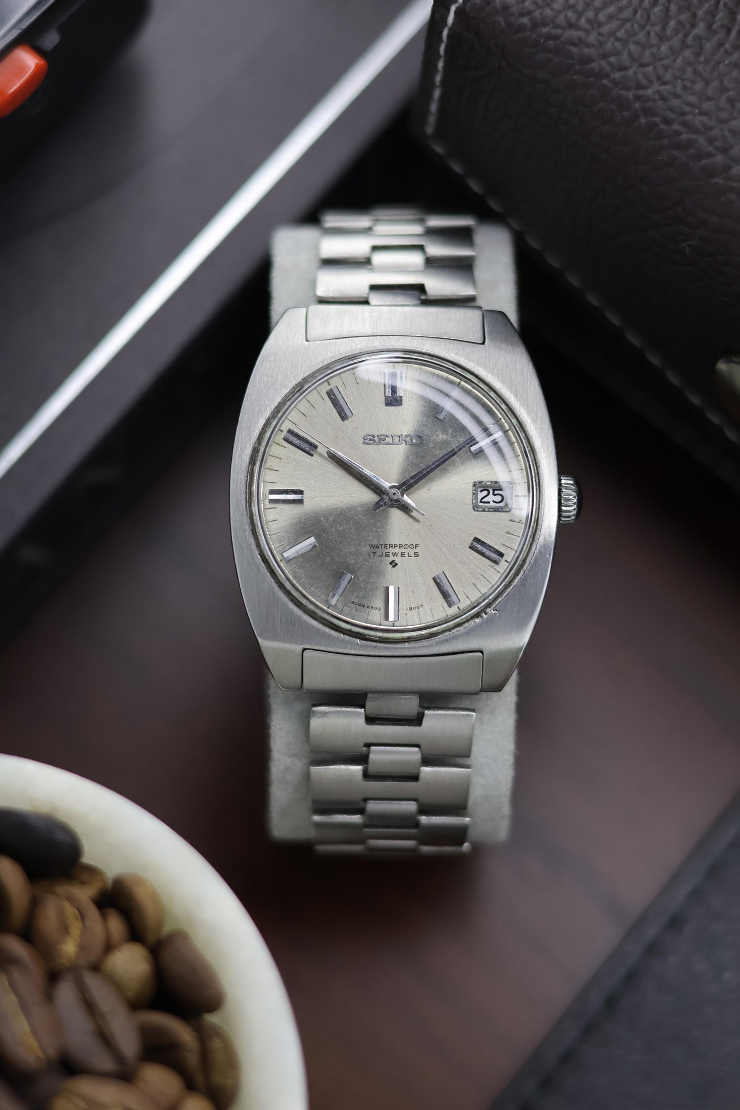 (Extremely Rare) 1970 Seiko 5 Silver Dial - Automatic Vintage Watch (Pre Owned) - A222