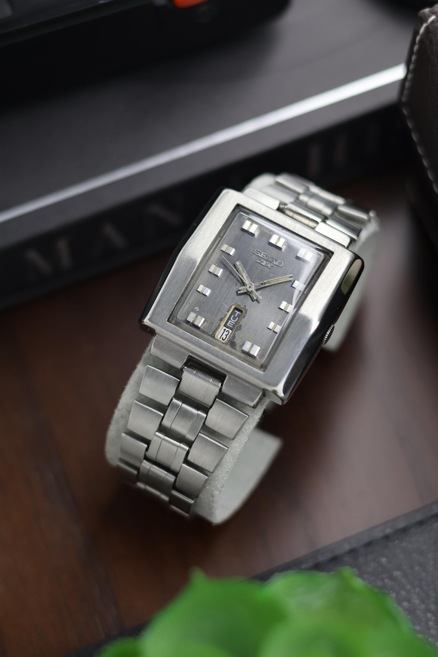 (Extremely Rare) 1972 Seiko DX TV Dial 23 Jewels - Automatic Vintage Watch (Pre Owned) - A214