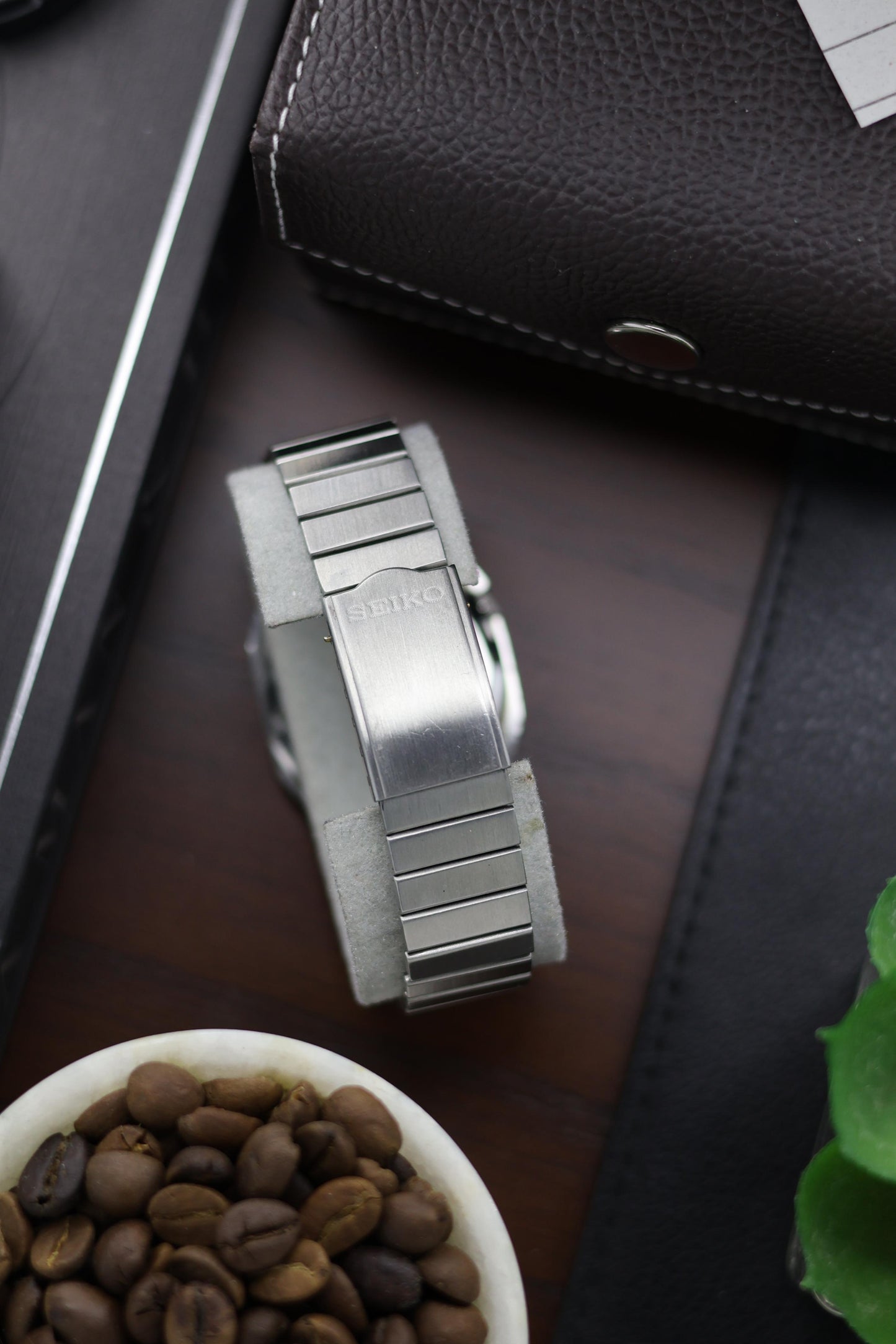 (Super Rare) 1984 Seiko 5 TV Dial - Automatic Vintage Watch (Pre Owned) - A182