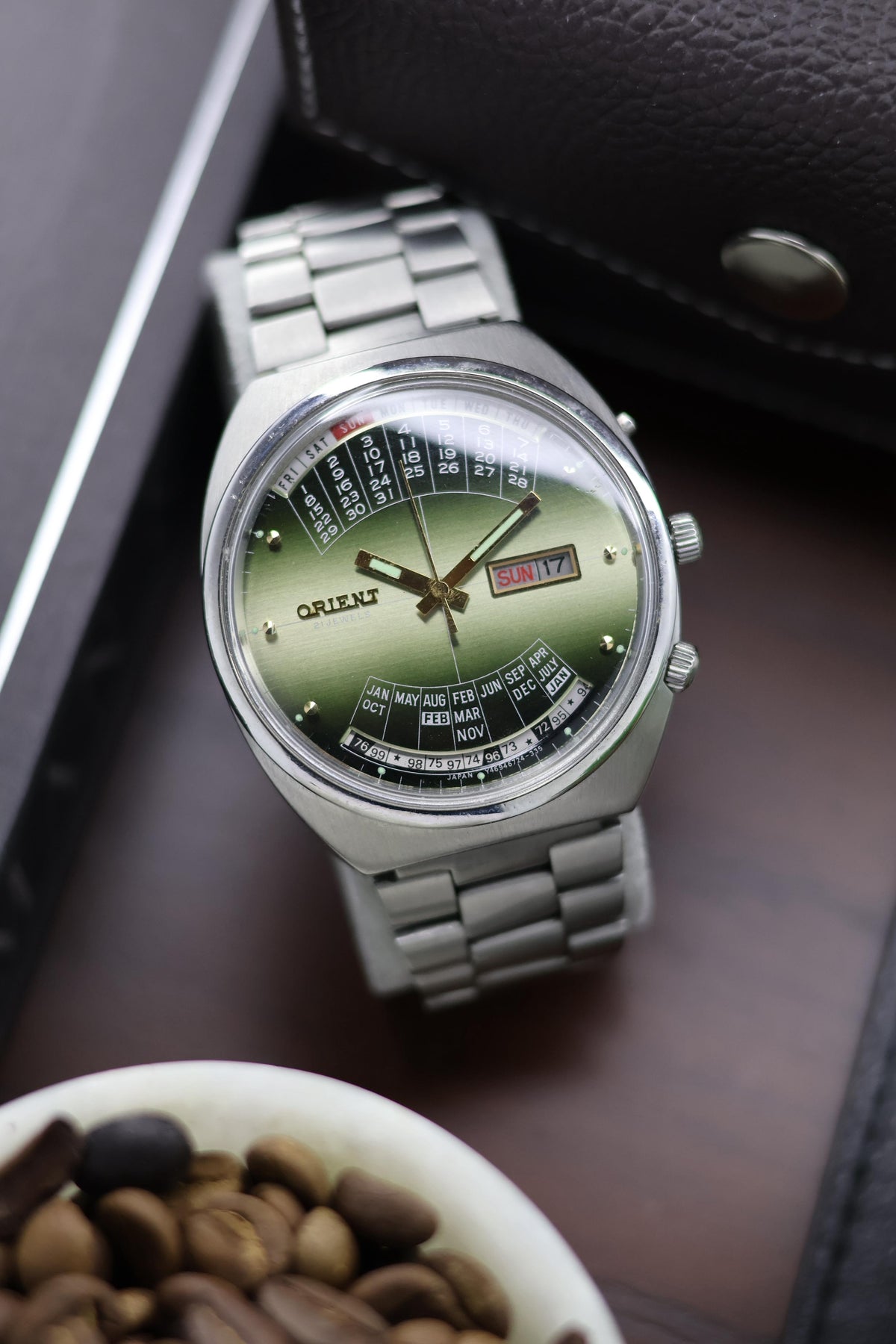 (Super Rare) Orient Calendar Green Dial - Automatic Vintage Watch (Pre Owned) - A54