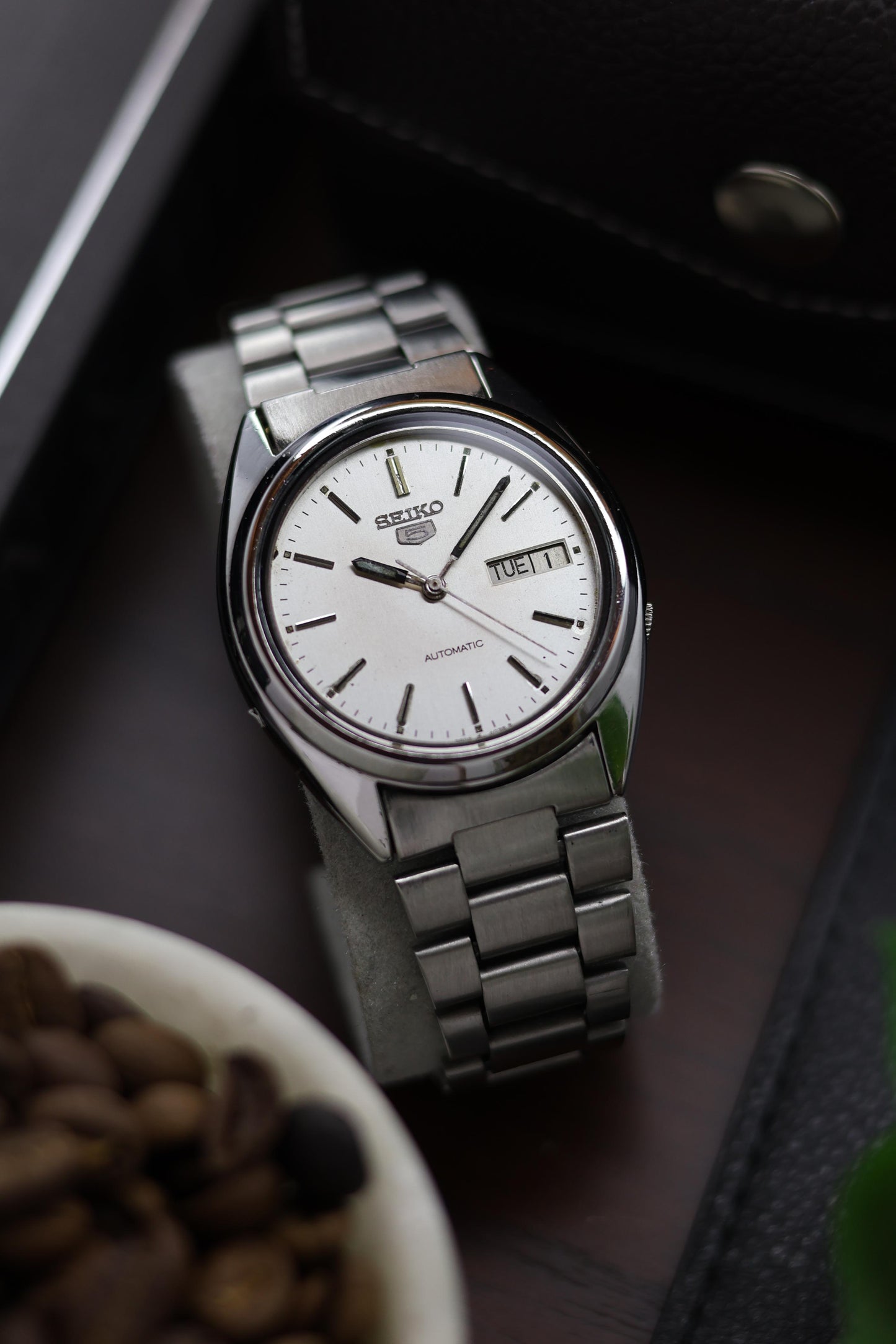 1983 Seiko 5 Silver Dial - Automatic Watch (Pre Owned) - A97