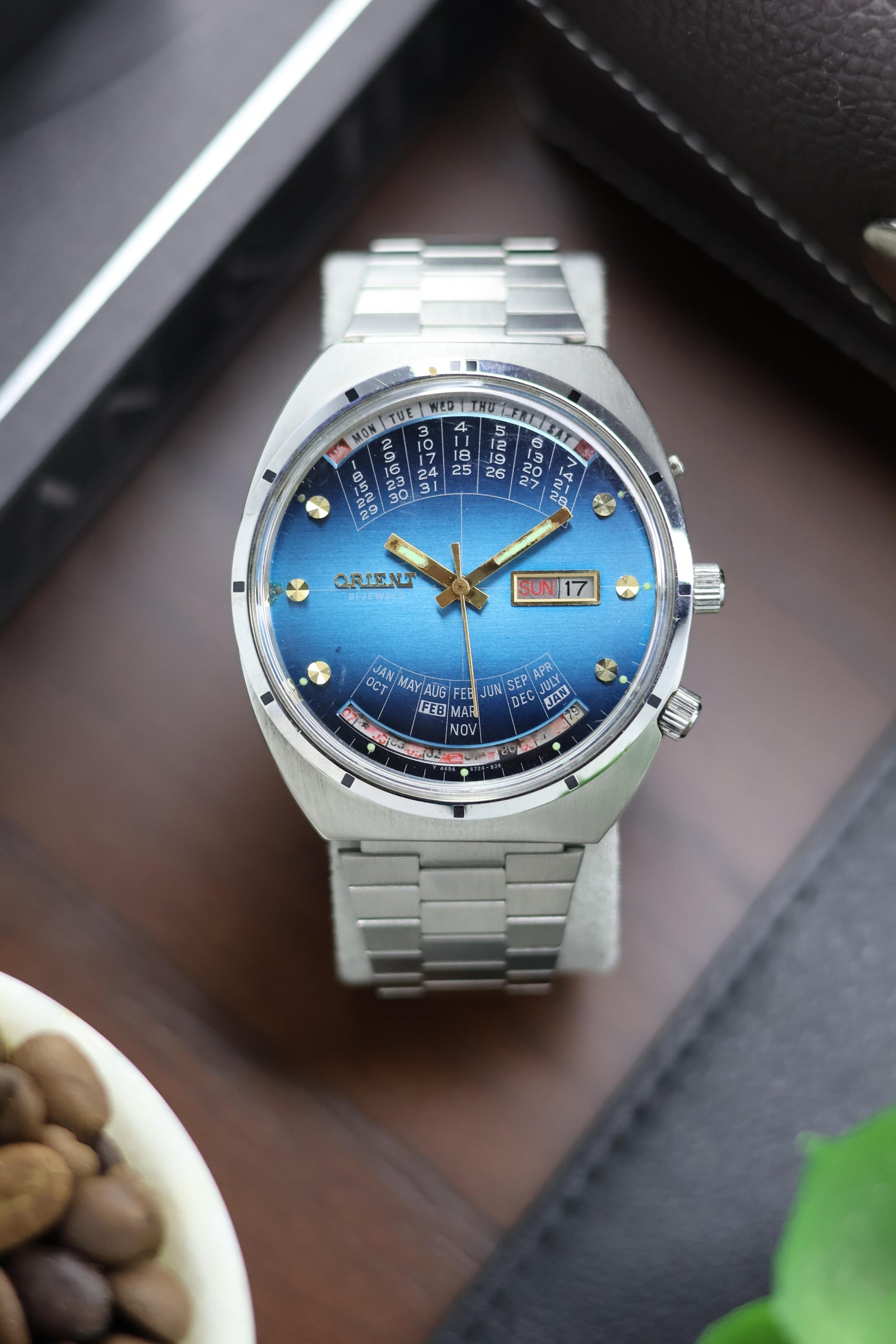 (Super Rare) Orient Calendar Blue Dial - Automatic Vintage Watch (Pre Owned) - A204
