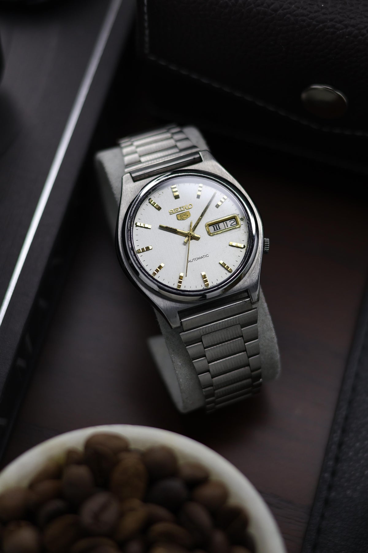 1985 Seiko 5 White Dial - Automatic Vintage Watch (Pre Owned) - A160
