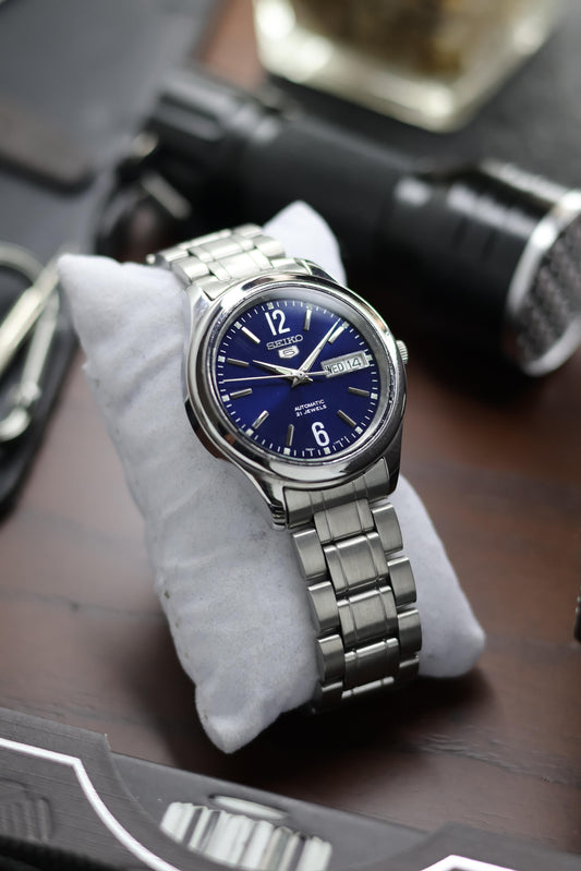 Seiko 5 Blue Sunburst Dial with Glass Back - Automatic Watch (Pre Owned)