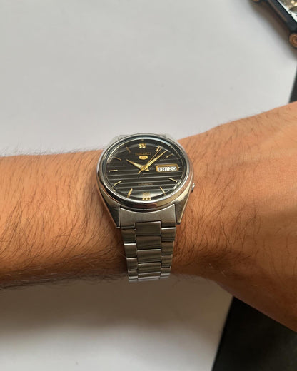 Seiko 5 Black Striped Dial (Pre Owned)